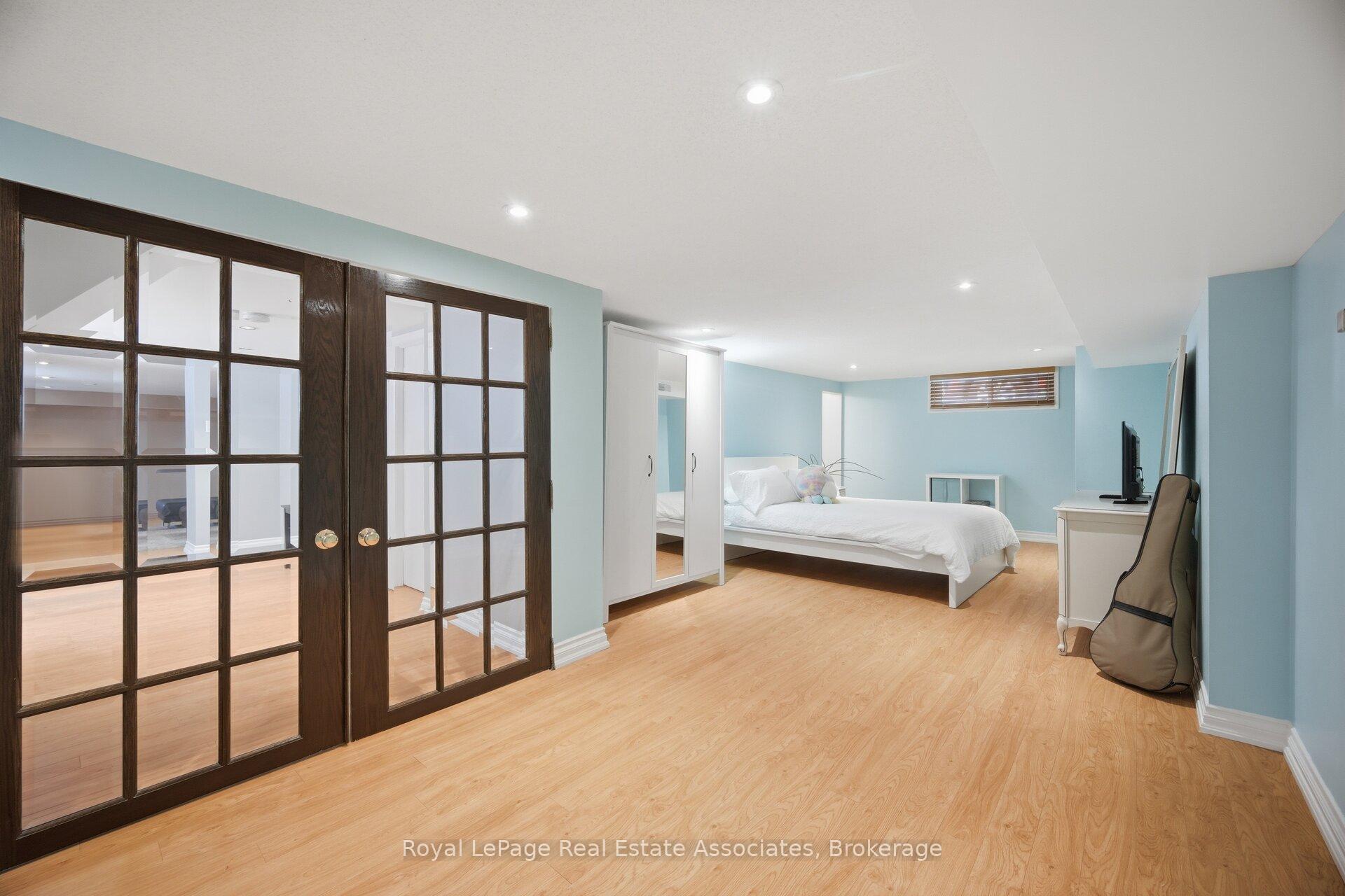 Photo 34 of 32 Plaxton Drive, Toronto, O'Connor-Parkview — HOMEH