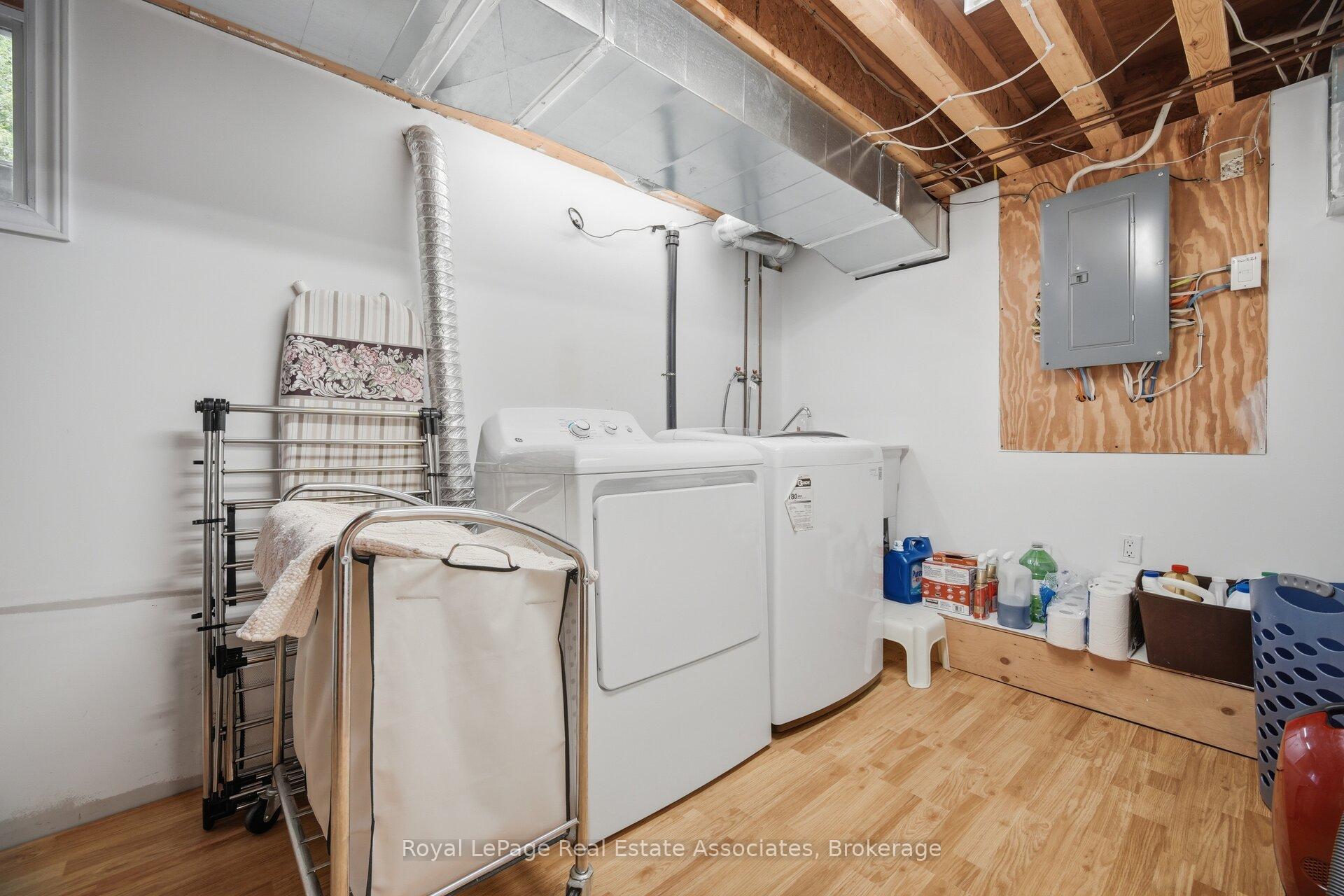 Photo 37 of 32 Plaxton Drive, Toronto, O'Connor-Parkview — HOMEH