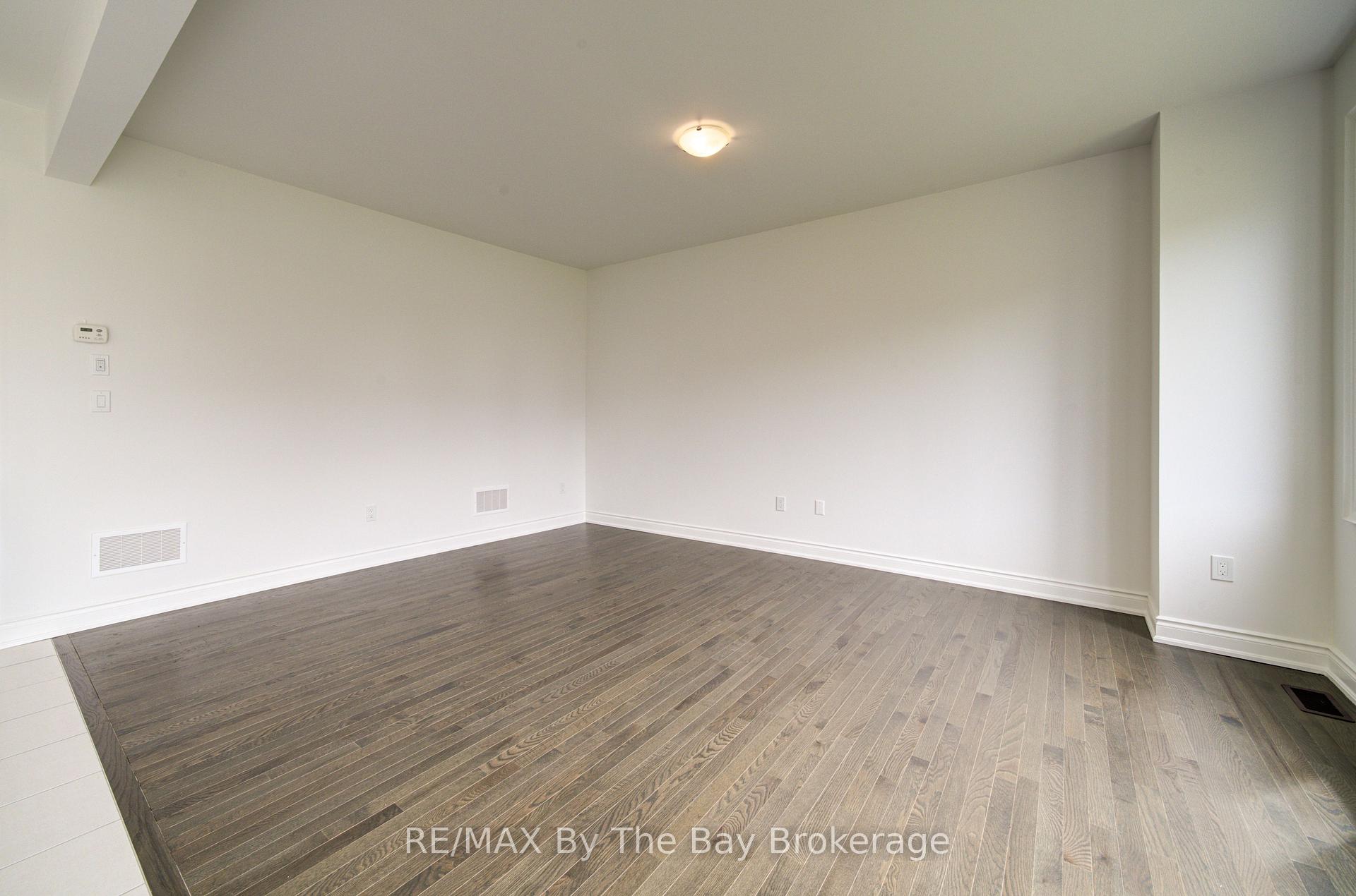 Photo 19 of 19 Amber Drive, Wasaga Beach — HOMEH