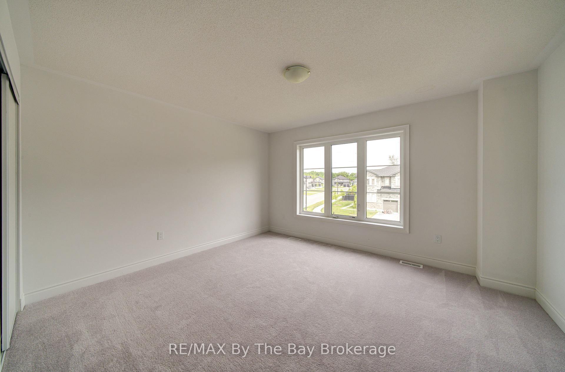 Photo 51 of 19 Amber Drive, Wasaga Beach — HOMEH