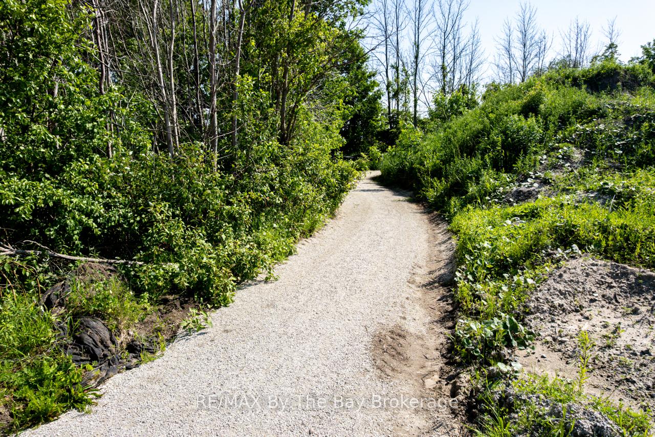 Photo 71 of 19 Amber Drive, Wasaga Beach — HOMEH