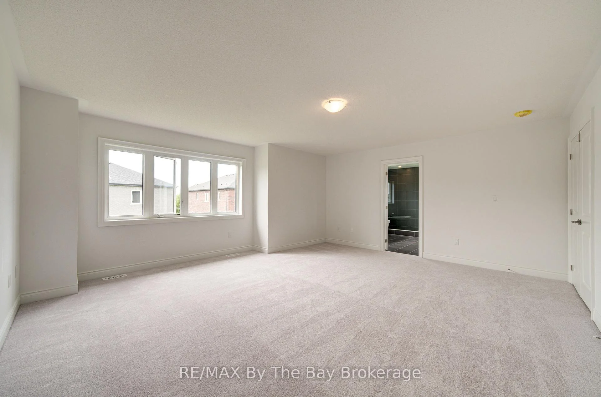 Photo 43 of 19 Amber Drive, Wasaga Beach — HOMEH