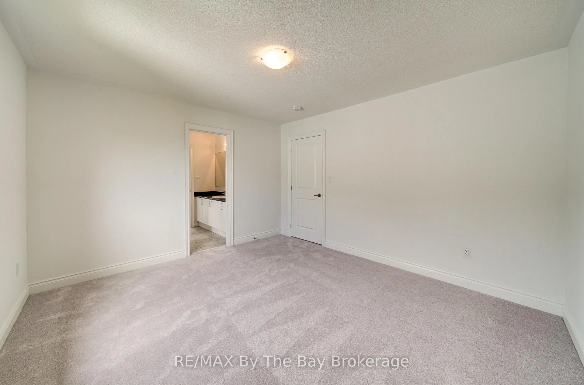 Photo 52 of 19 Amber Drive, Wasaga Beach — HOMEH