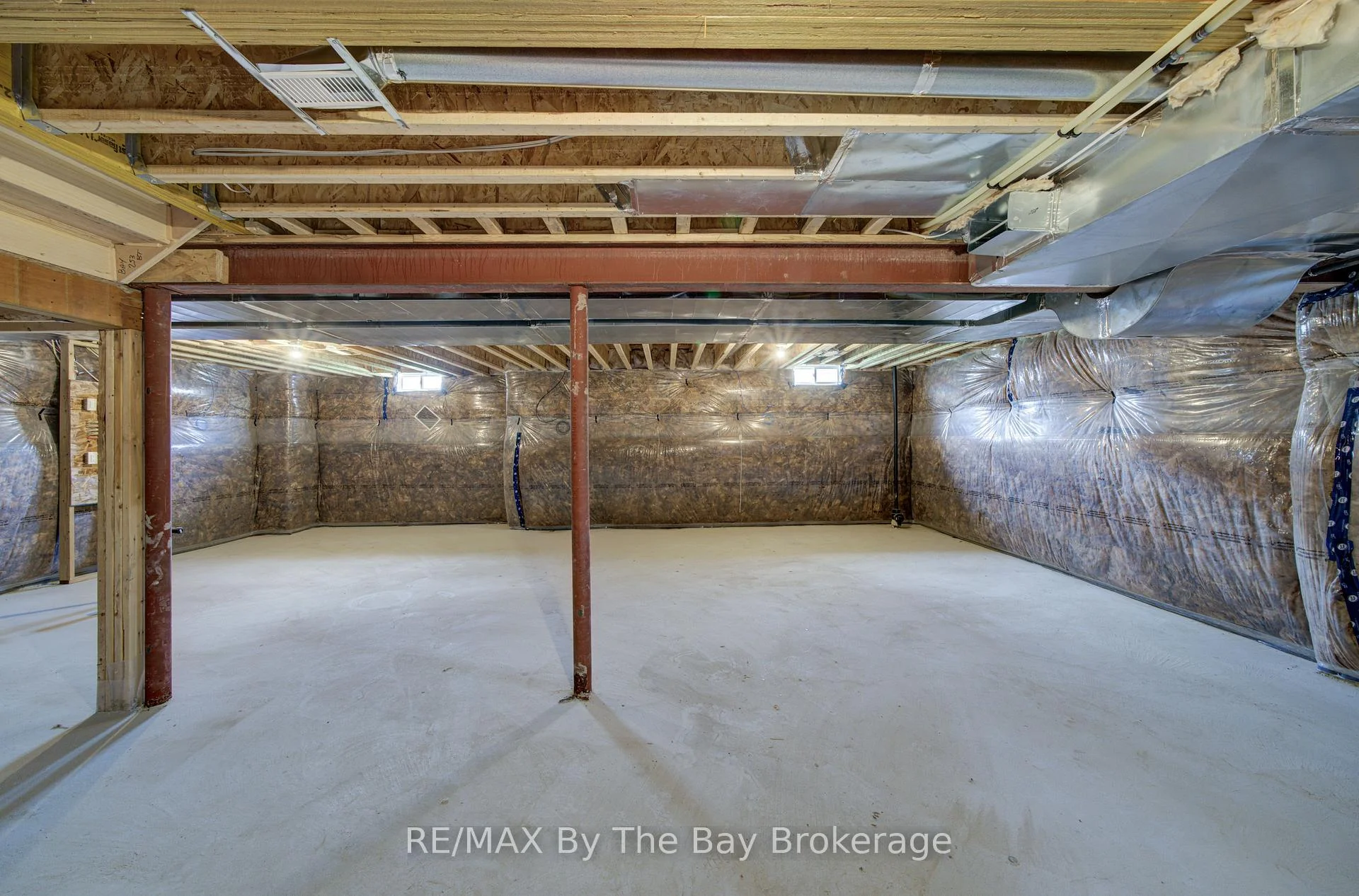 Photo 62 of 19 Amber Drive, Wasaga Beach — HOMEH