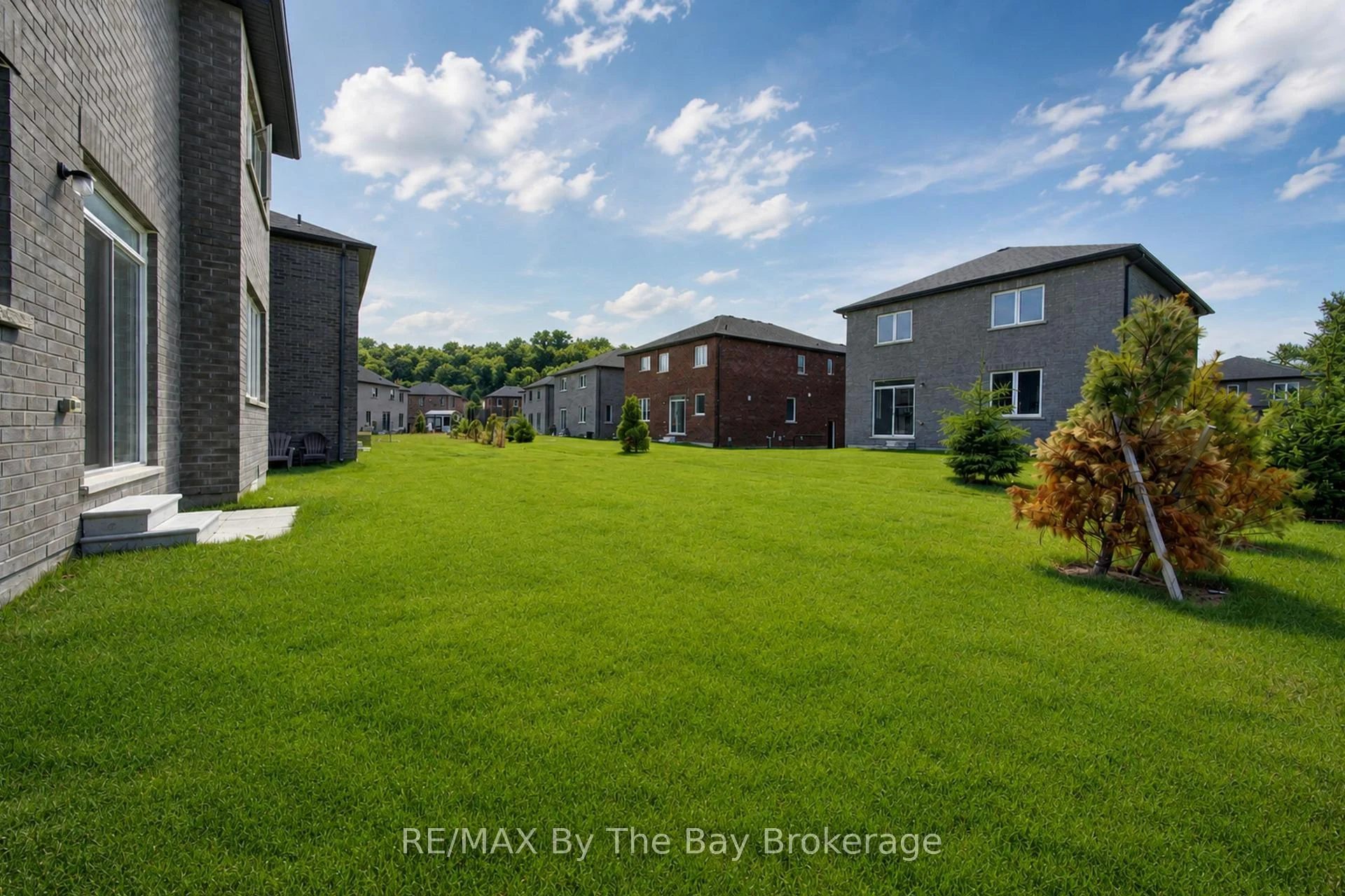 Photo 64 of 19 Amber Drive, Wasaga Beach — HOMEH