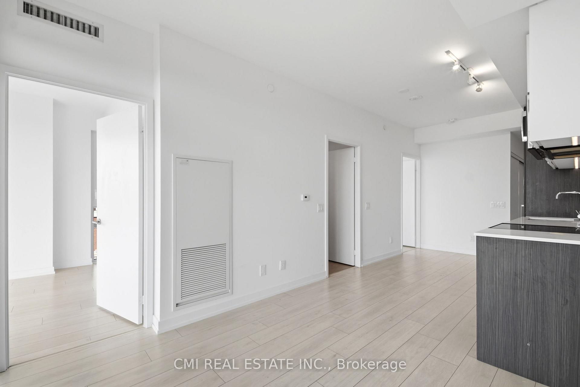 Photo 4 of Unit 607, 500 Dupont Street, Toronto, Wychwood — HOMEH