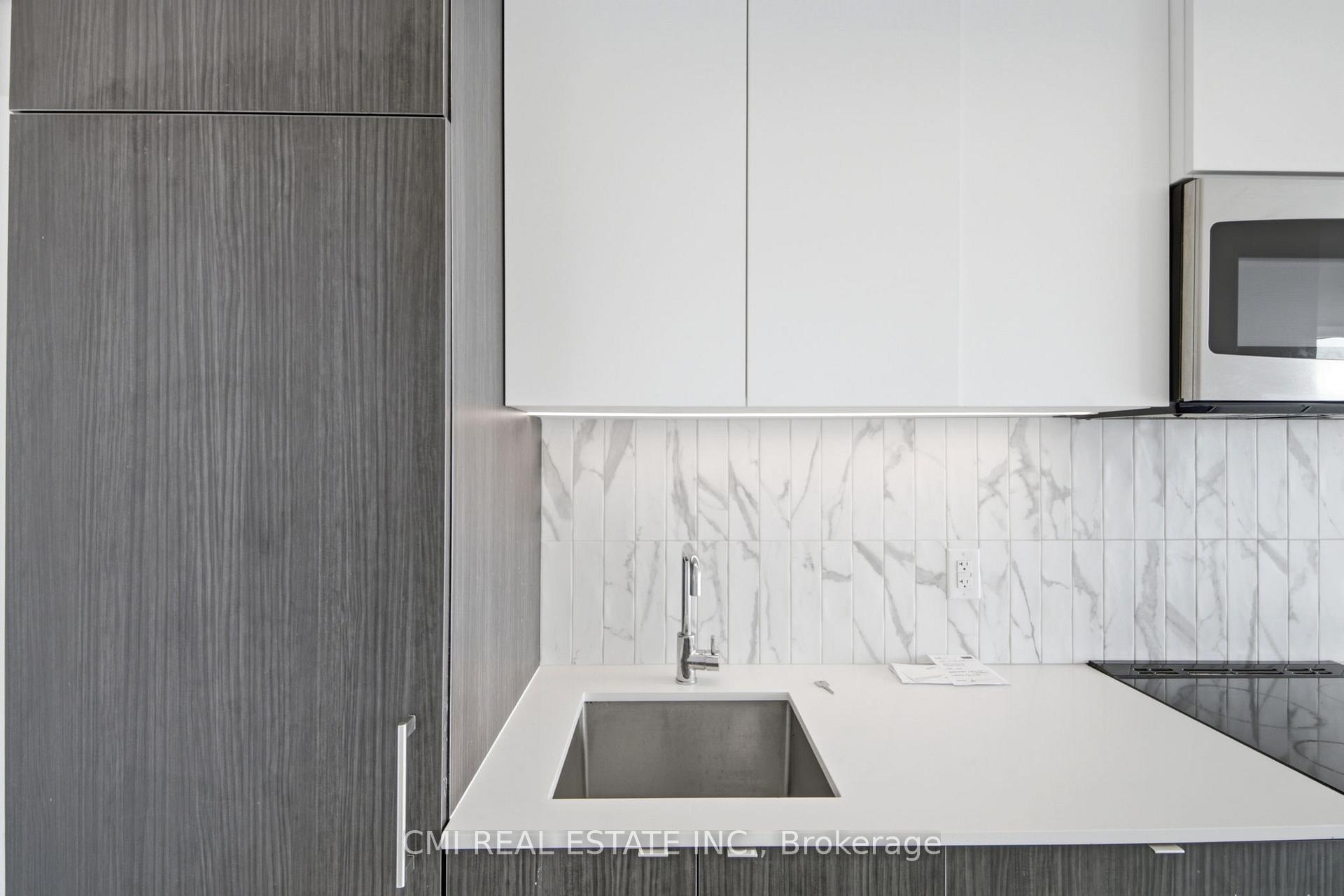 Photo 6 of Unit 607, 500 Dupont Street, Toronto, Wychwood — HOMEH