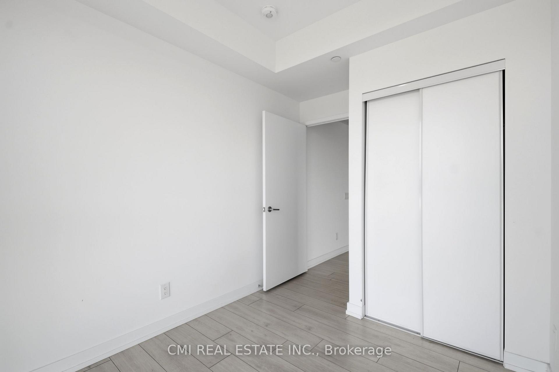 Photo 10 of Unit 607, 500 Dupont Street, Toronto, Wychwood — HOMEH