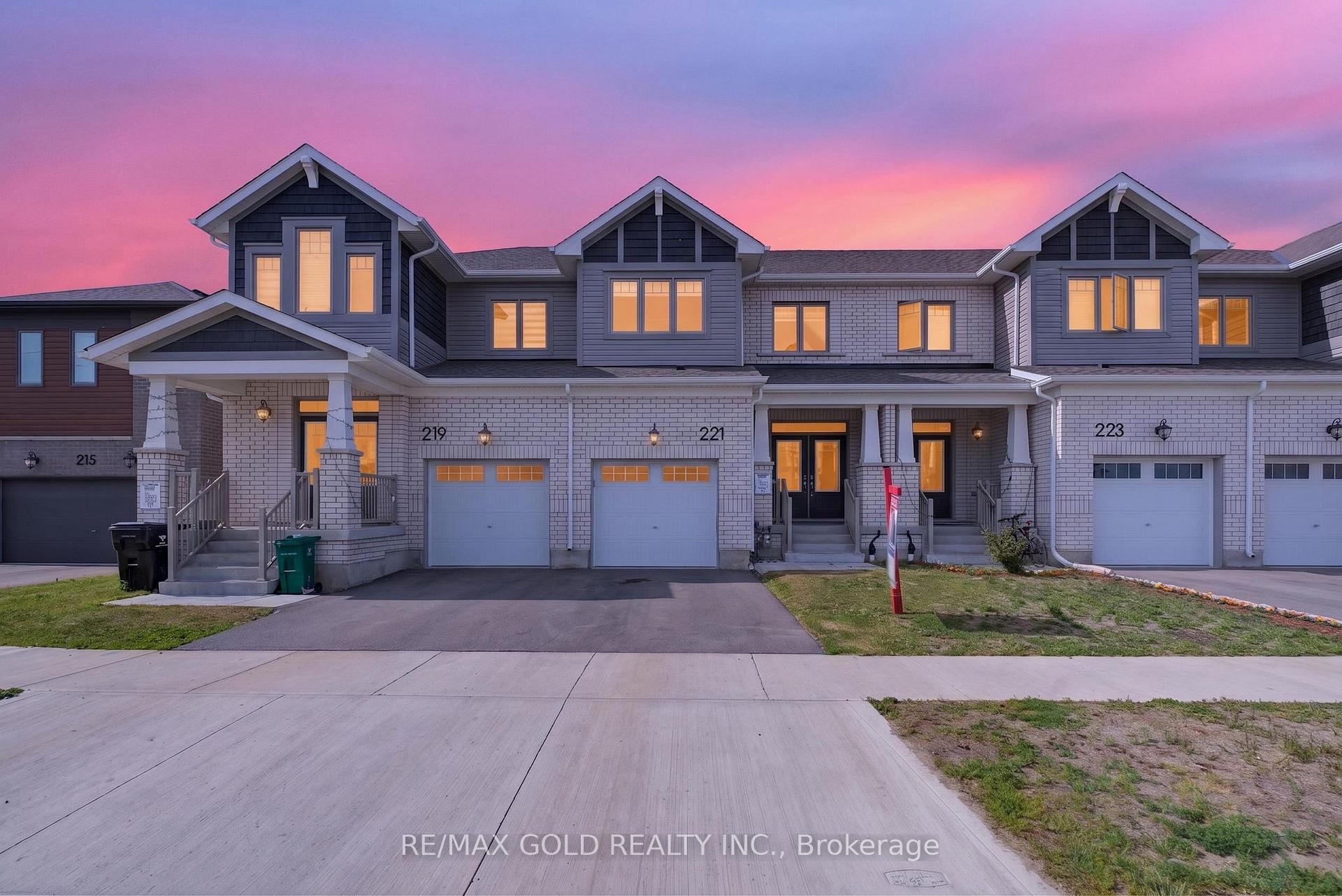 Photo 3 of 221 Histand Trail, Kitchener, Trussler — HOMEH