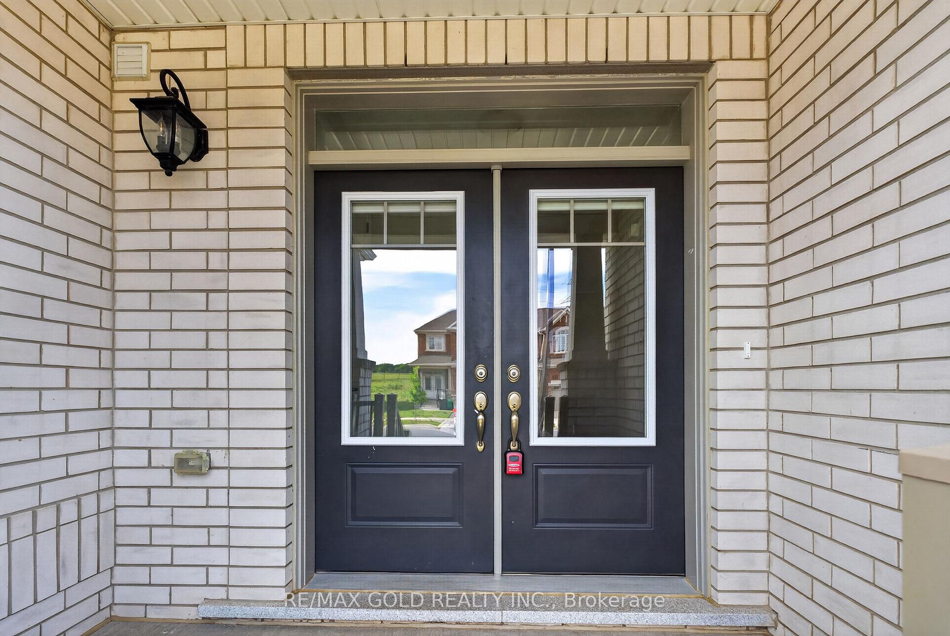 Photo 4 of 221 Histand Trail, Kitchener, Trussler — HOMEH
