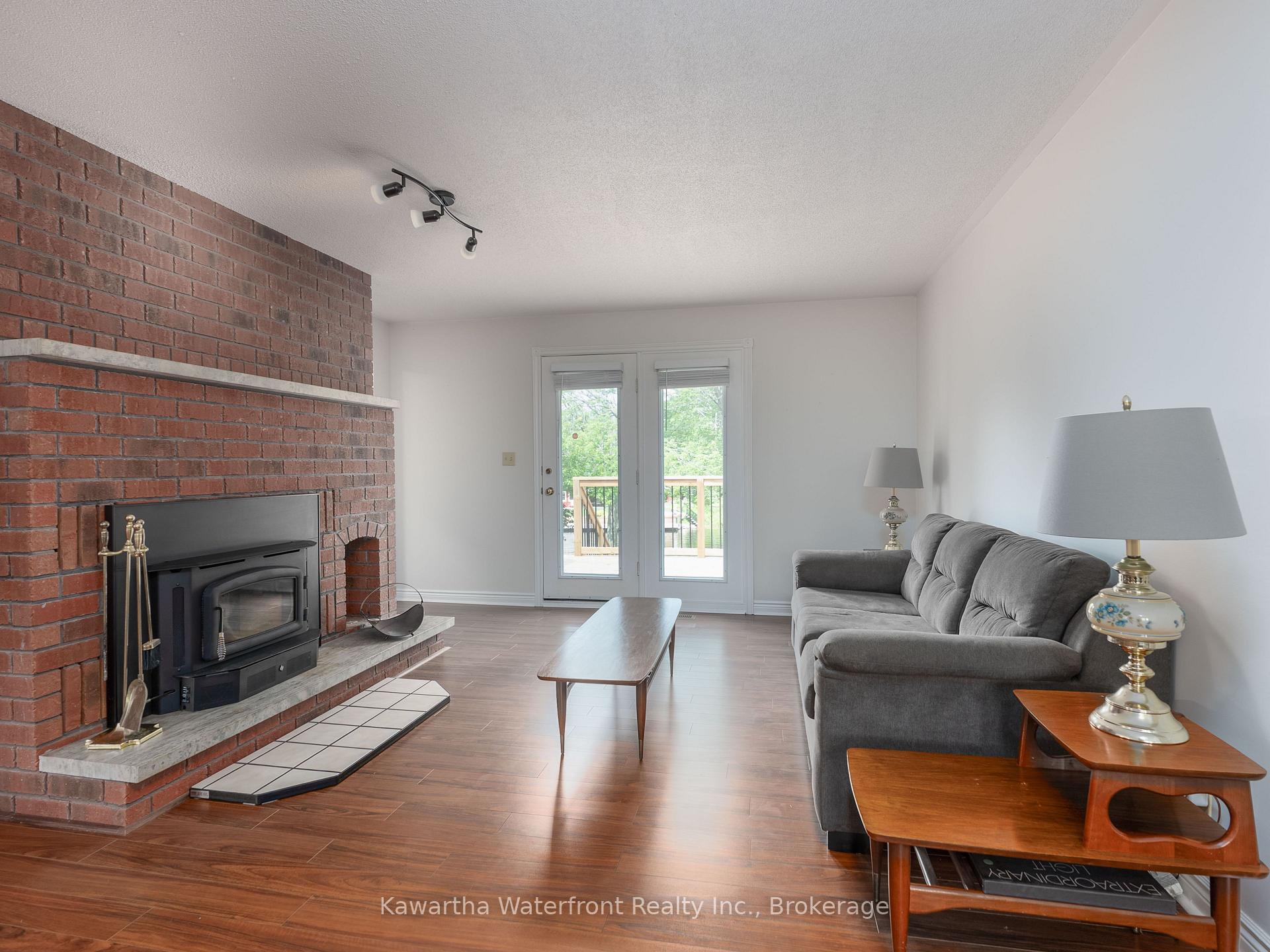 Photo 8 of 4 Evans Drive, Kawartha Lakes, Somerville — HOMEH