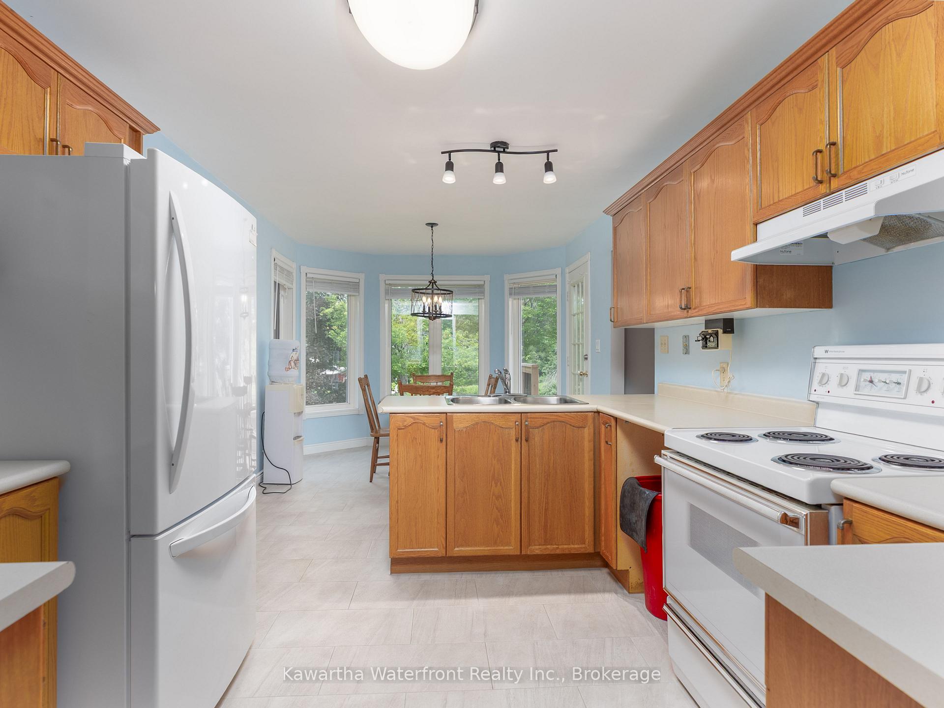 Photo 12 of 4 Evans Drive, Kawartha Lakes, Somerville — HOMEH
