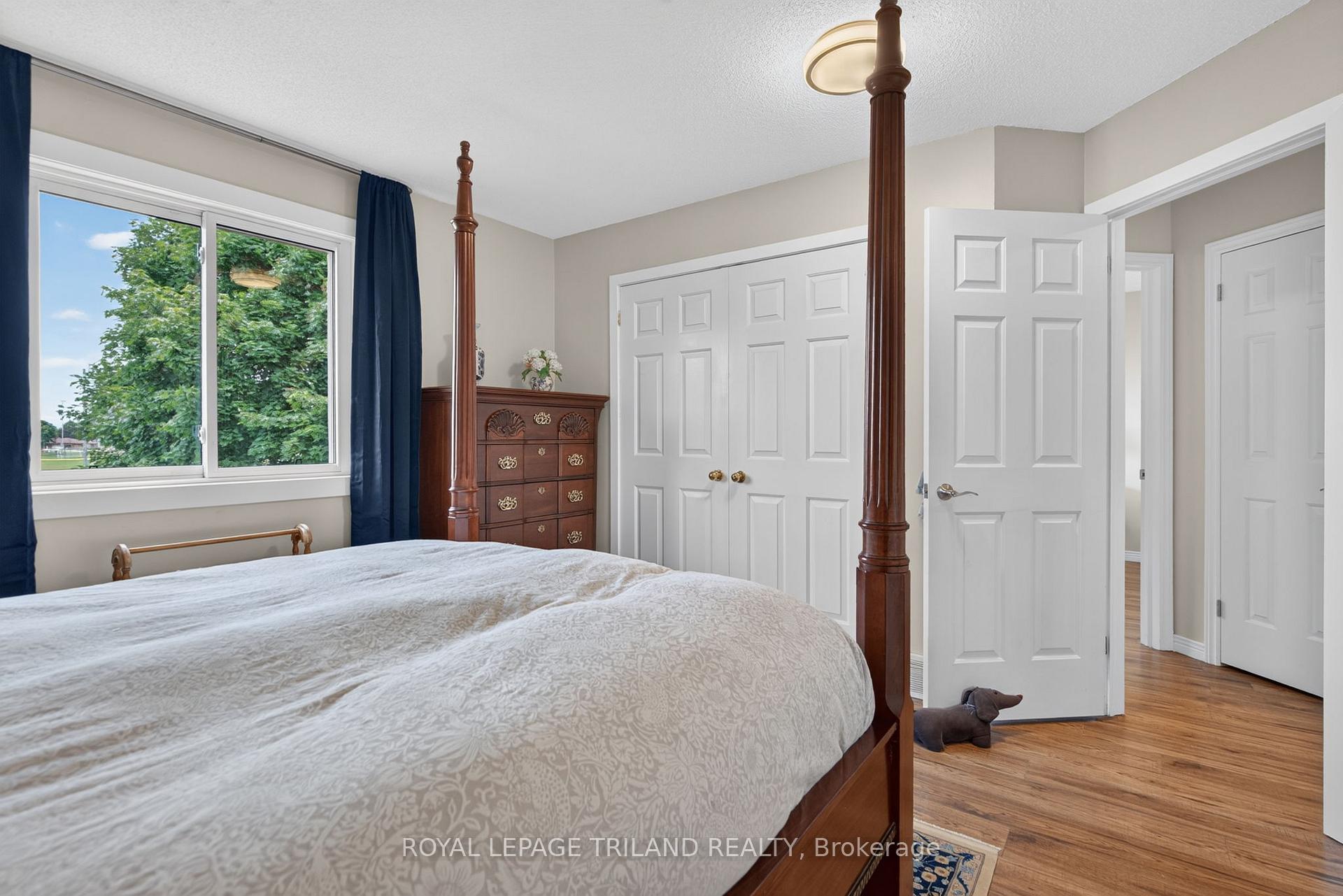 Photo 15 of 56 Parkview Crescent, Strathroy-Caradoc, SE — HOMEH