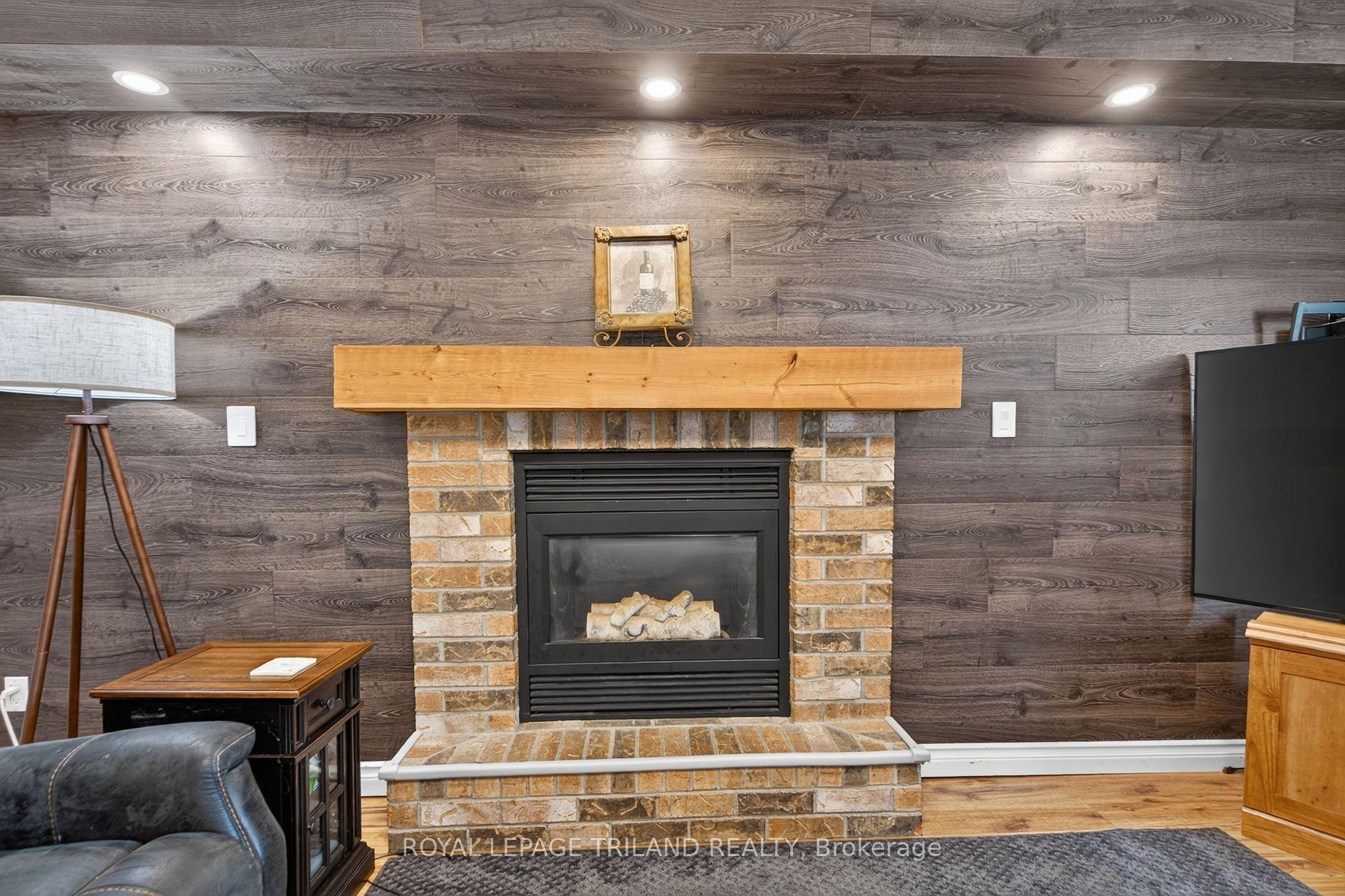 Photo 22 of 56 Parkview Crescent, Strathroy-Caradoc, SE — HOMEH