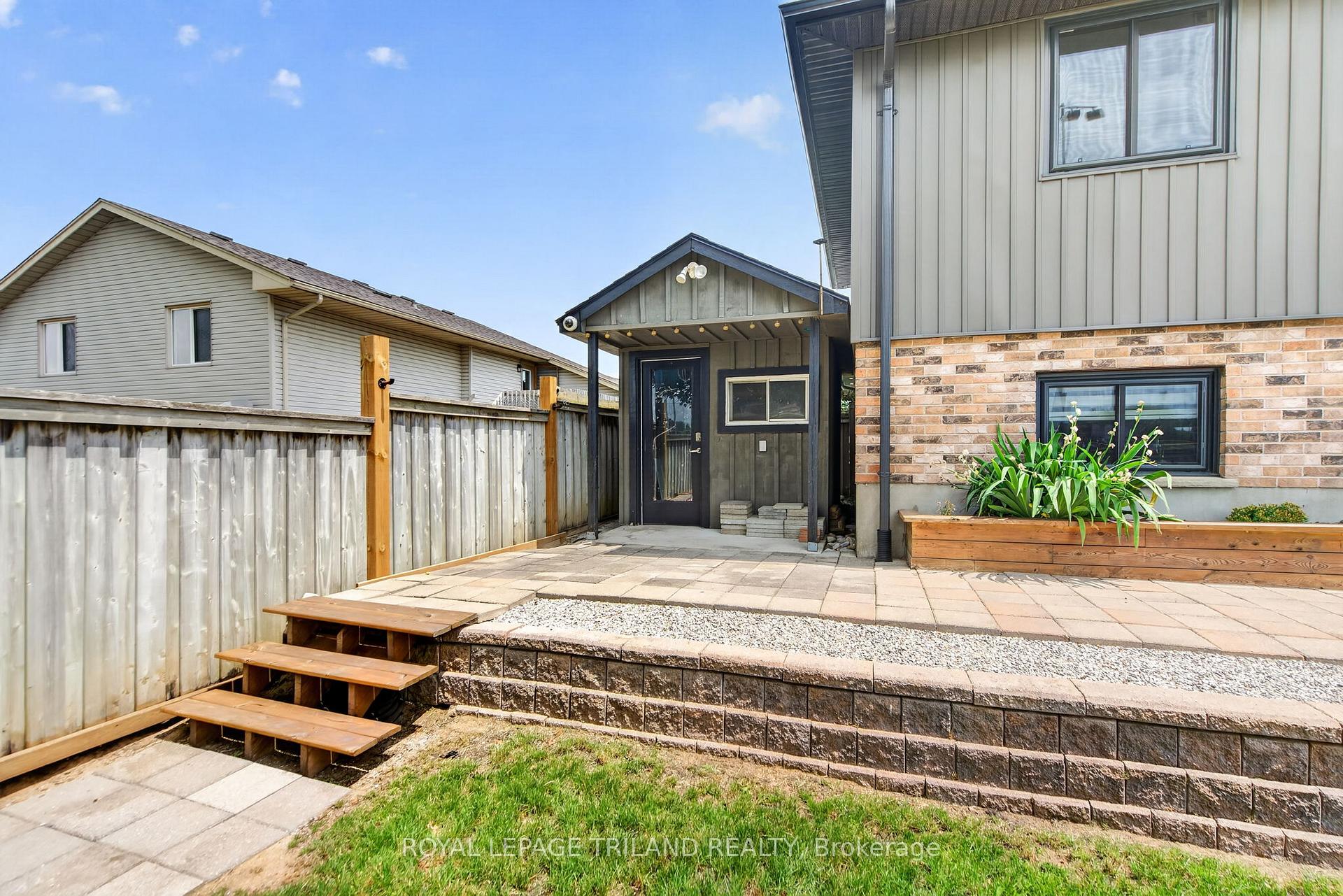 Photo 46 of 56 Parkview Crescent, Strathroy-Caradoc, SE — HOMEH