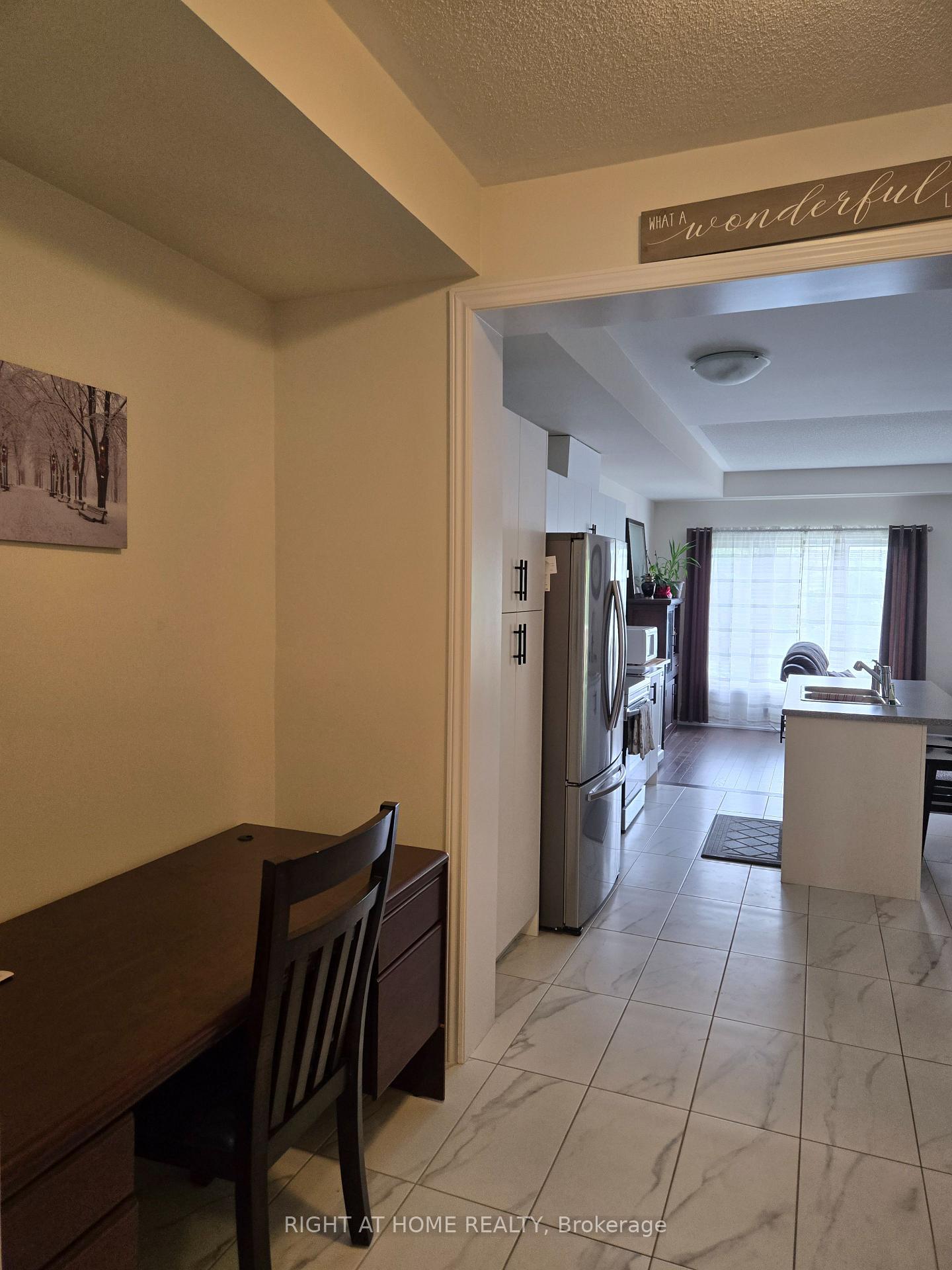 Photo 7 of 98 Senay Circle NW, Clarington, Courtice — HOMEH
