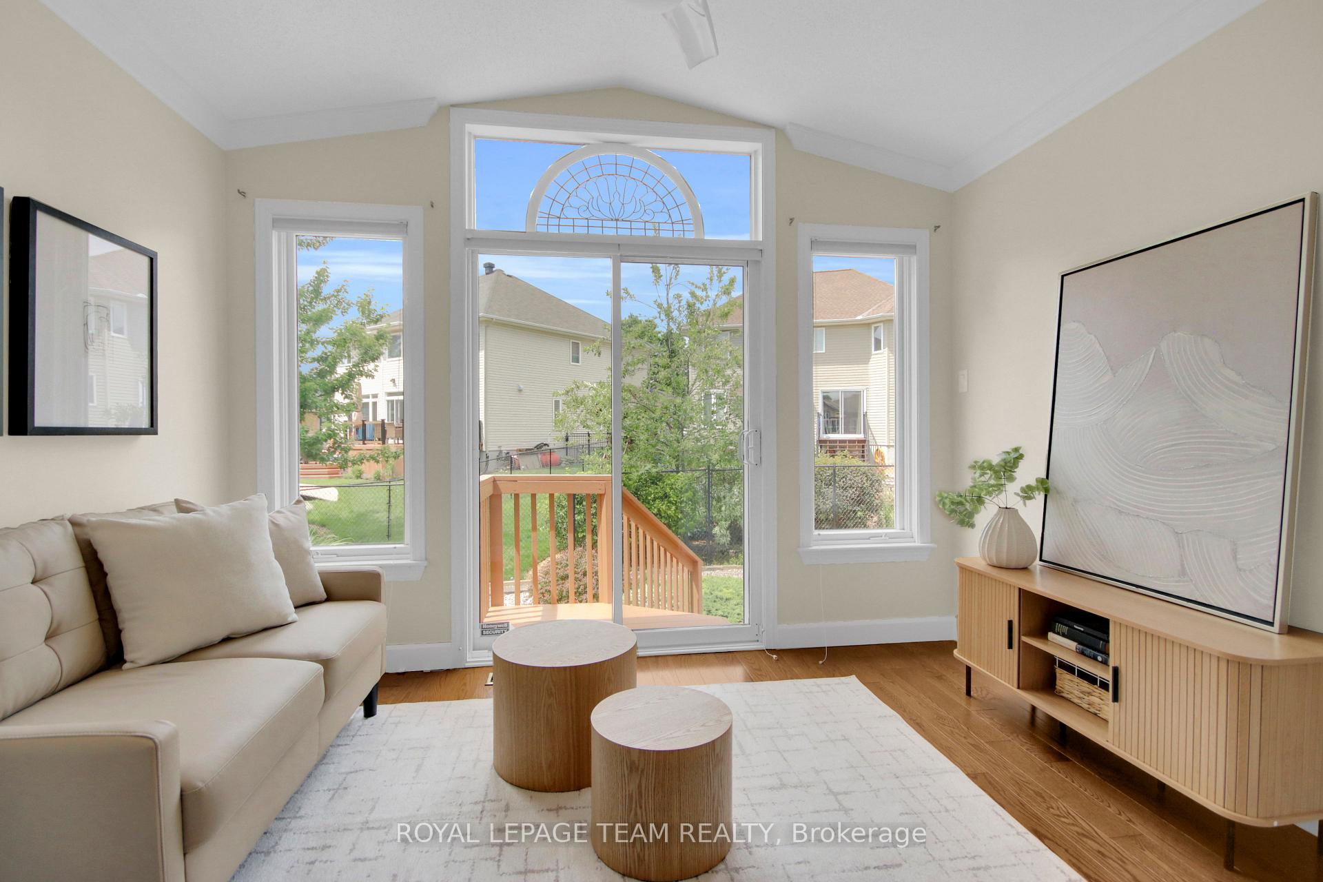 Photo 11 of 83 Waterthrush Crescent, Ottawa, Kanata - Bridlewood — HOMEH
