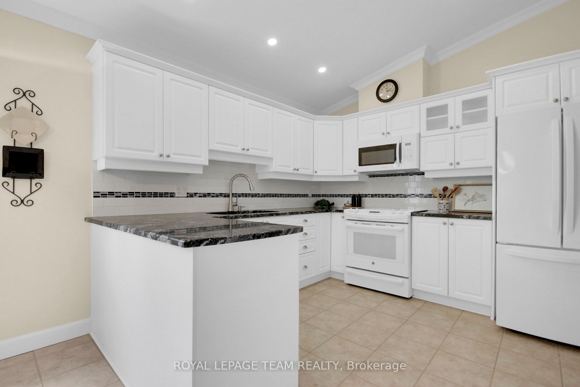 Photo 19 of 83 Waterthrush Crescent, Ottawa, Kanata - Bridlewood — HOMEH