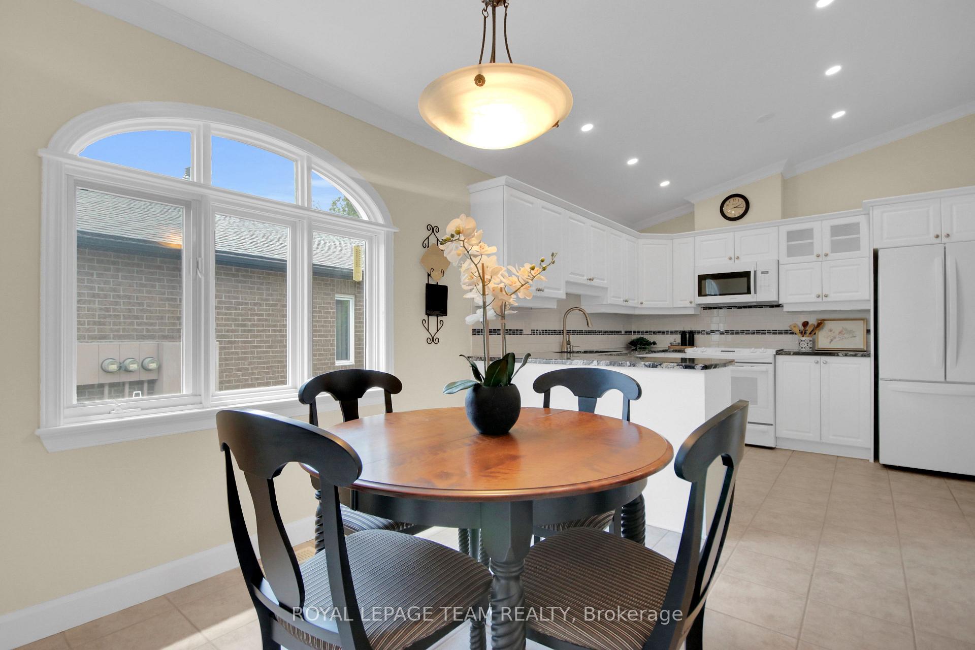 Photo 21 of 83 Waterthrush Crescent, Ottawa, Kanata - Bridlewood — HOMEH
