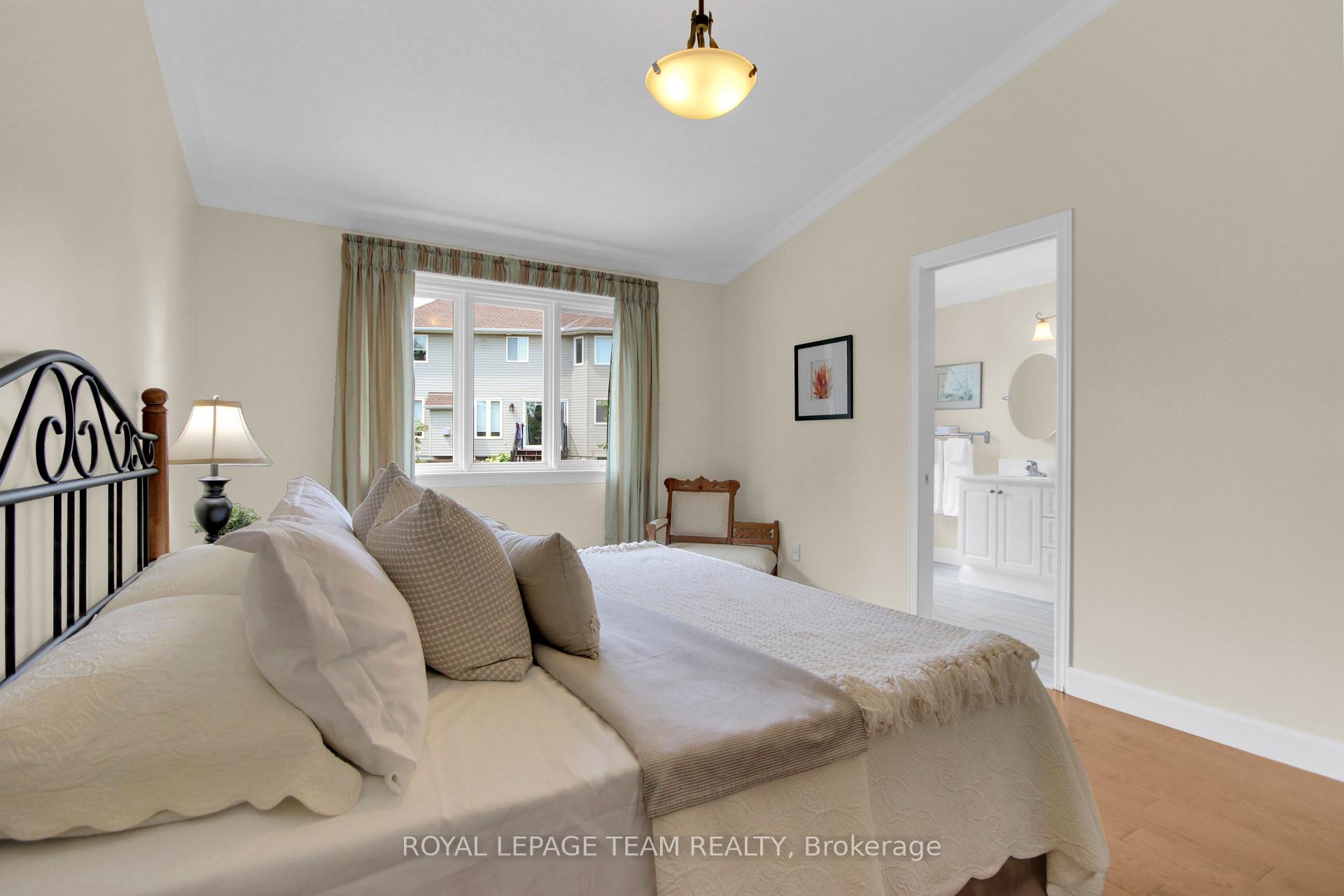 Photo 24 of 83 Waterthrush Crescent, Ottawa, Kanata - Bridlewood — HOMEH