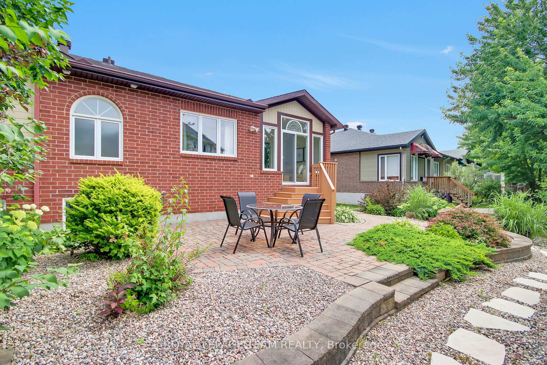 Photo 49 of 83 Waterthrush Crescent, Ottawa, Kanata - Bridlewood — HOMEH
