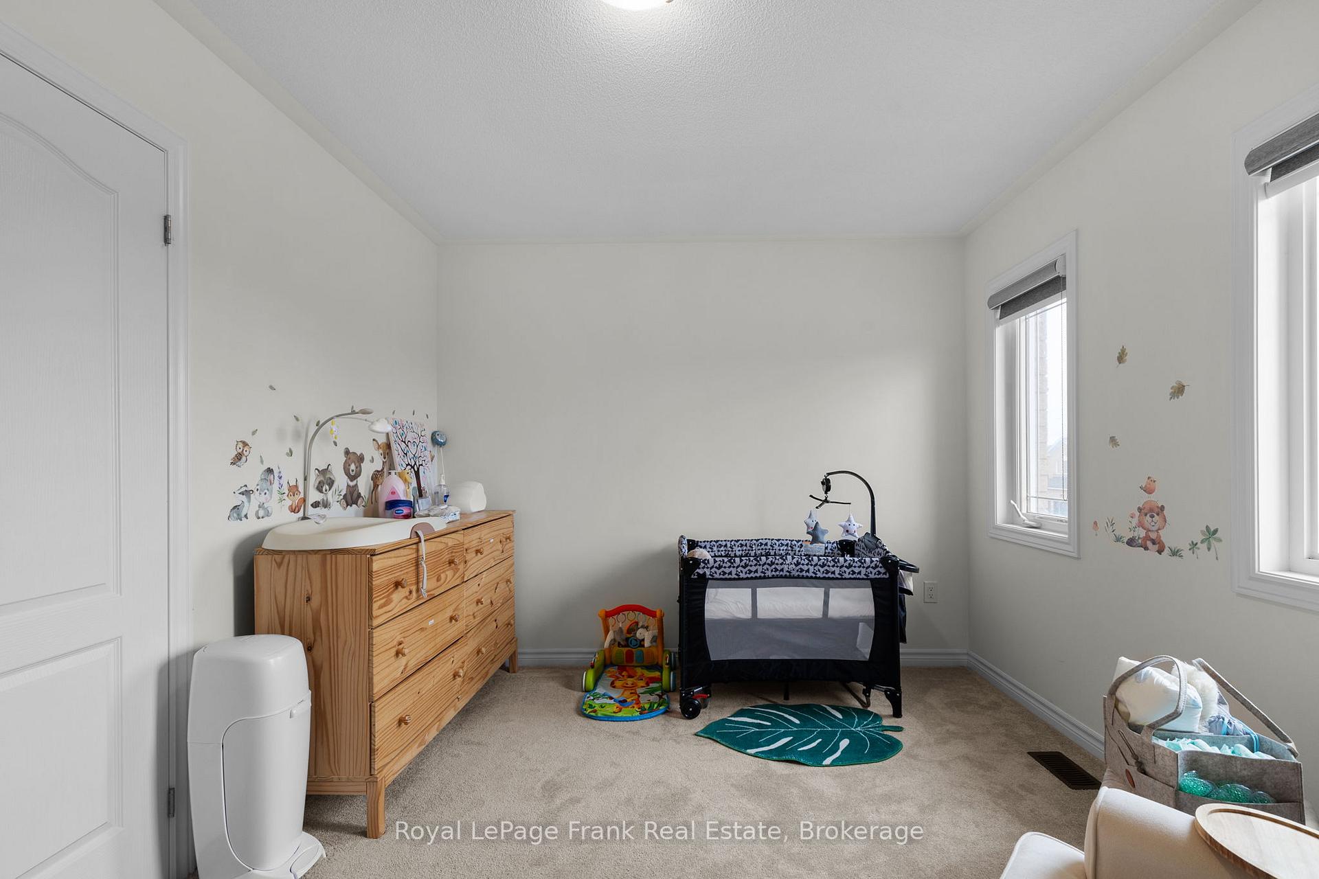 Photo 28 of 18 Stoddart Street, Brock, Beaverton — HOMEH