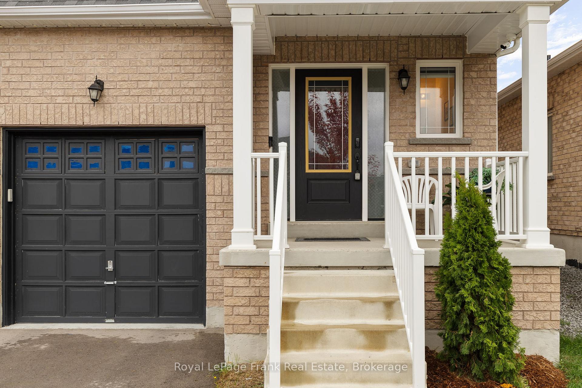 Photo 45 of 18 Stoddart Street, Brock, Beaverton — HOMEH
