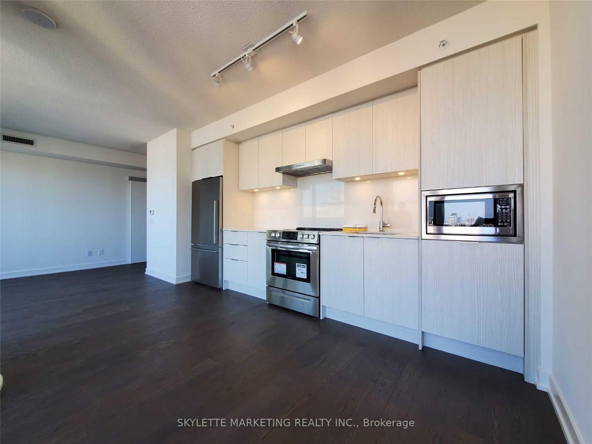 Photo 3 of Unit 1917, 25 Richmond Street E, Toronto, Church-Yonge Corridor — HOMEH