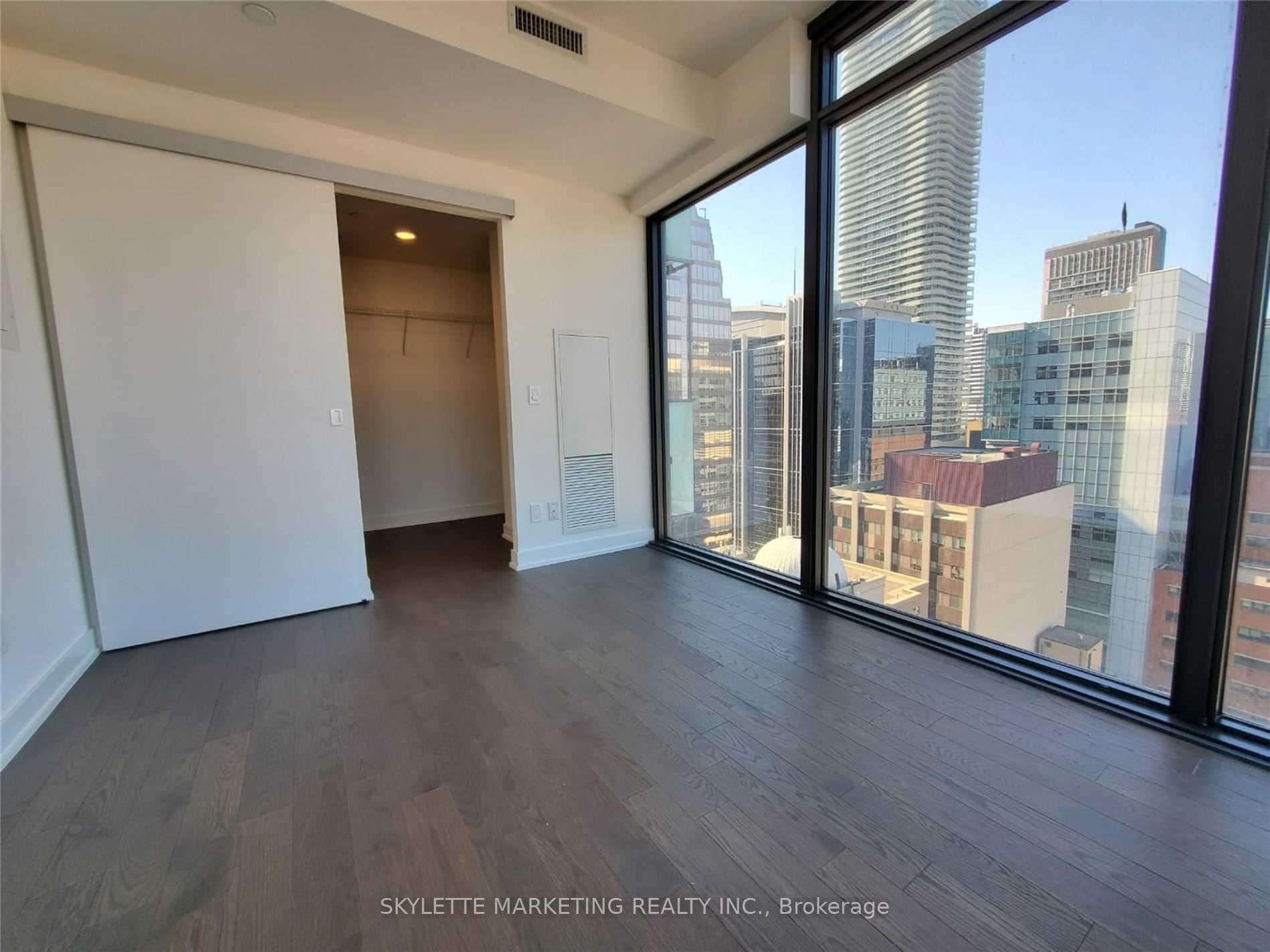 Photo 8 of Unit 1917, 25 Richmond Street E, Toronto, Church-Yonge Corridor — HOMEH