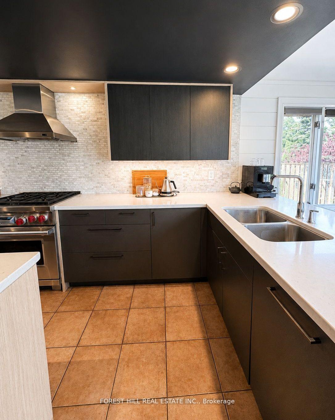 Photo 10 of 24 Lindhurst Street, Brampton, Westgate — HOMEH