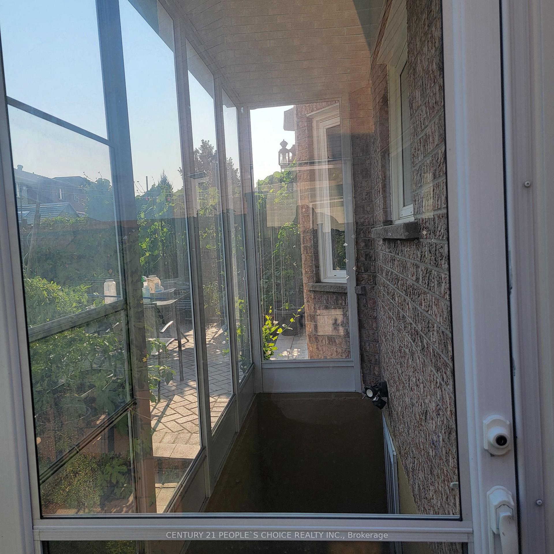 Photo 16 of Unit Bsmt, 31 Pinecone Drive, Etobicoke, West Humber-Clairville — HOMEH