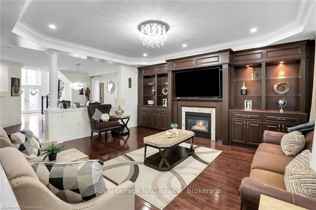 Photo 9 of 183 Chambers Drive, Hamilton, Meadowlands — HOMEH