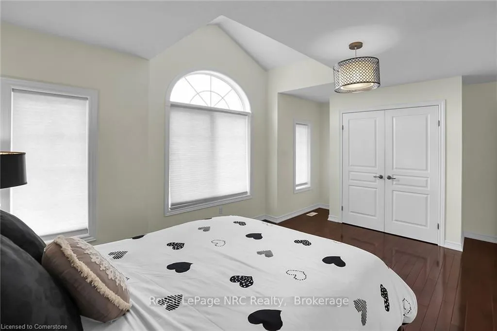 Photo 21 of 183 Chambers Drive, Hamilton, Meadowlands — HOMEH