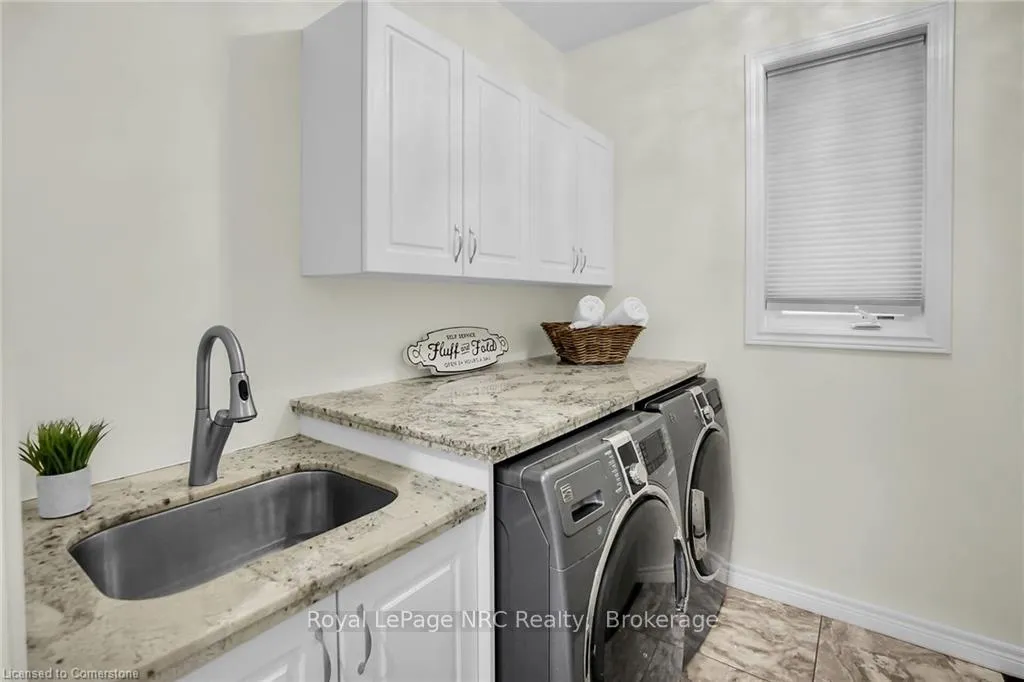 Photo 35 of 183 Chambers Drive, Hamilton, Meadowlands — HOMEH