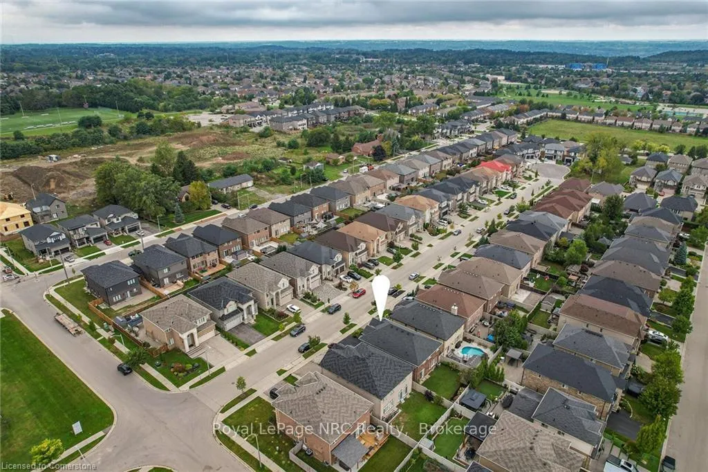 Photo 39 of 183 Chambers Drive, Hamilton, Meadowlands — HOMEH