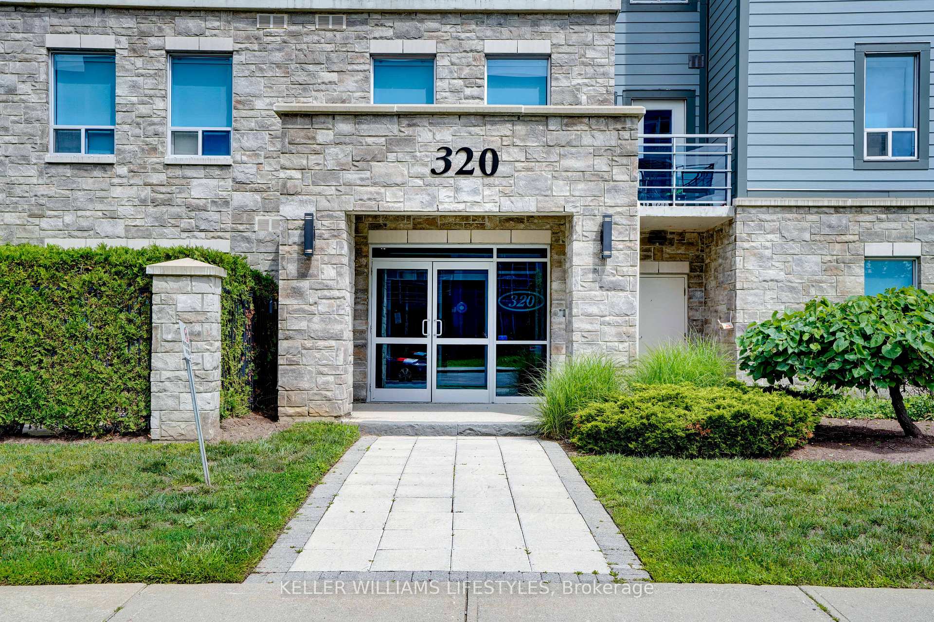 Photo 2 of Unit 201, 320 Sugarcreek Trail, London, North N — HOMEH