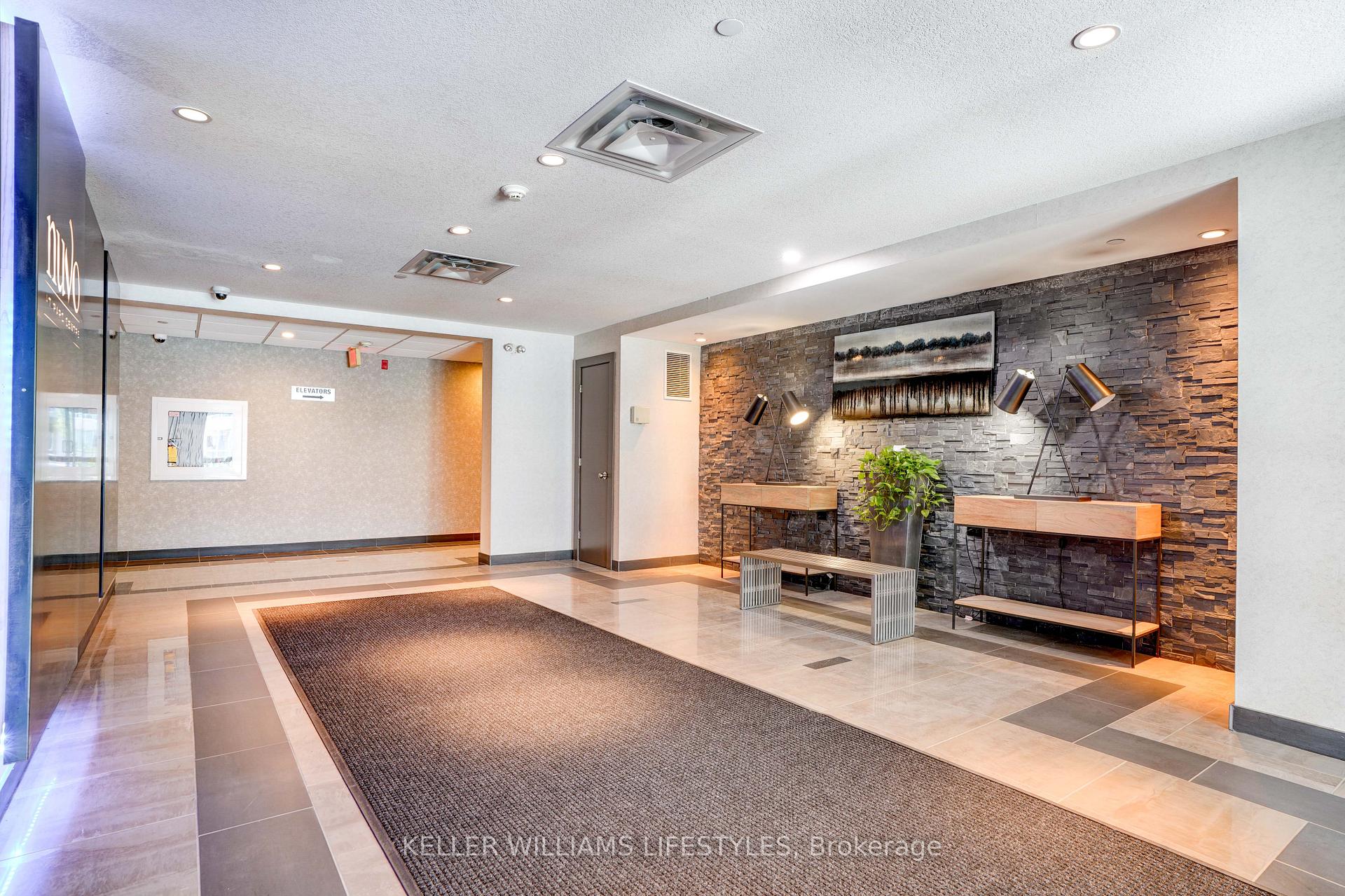 Photo 3 of Unit 201, 320 Sugarcreek Trail, London, North N — HOMEH