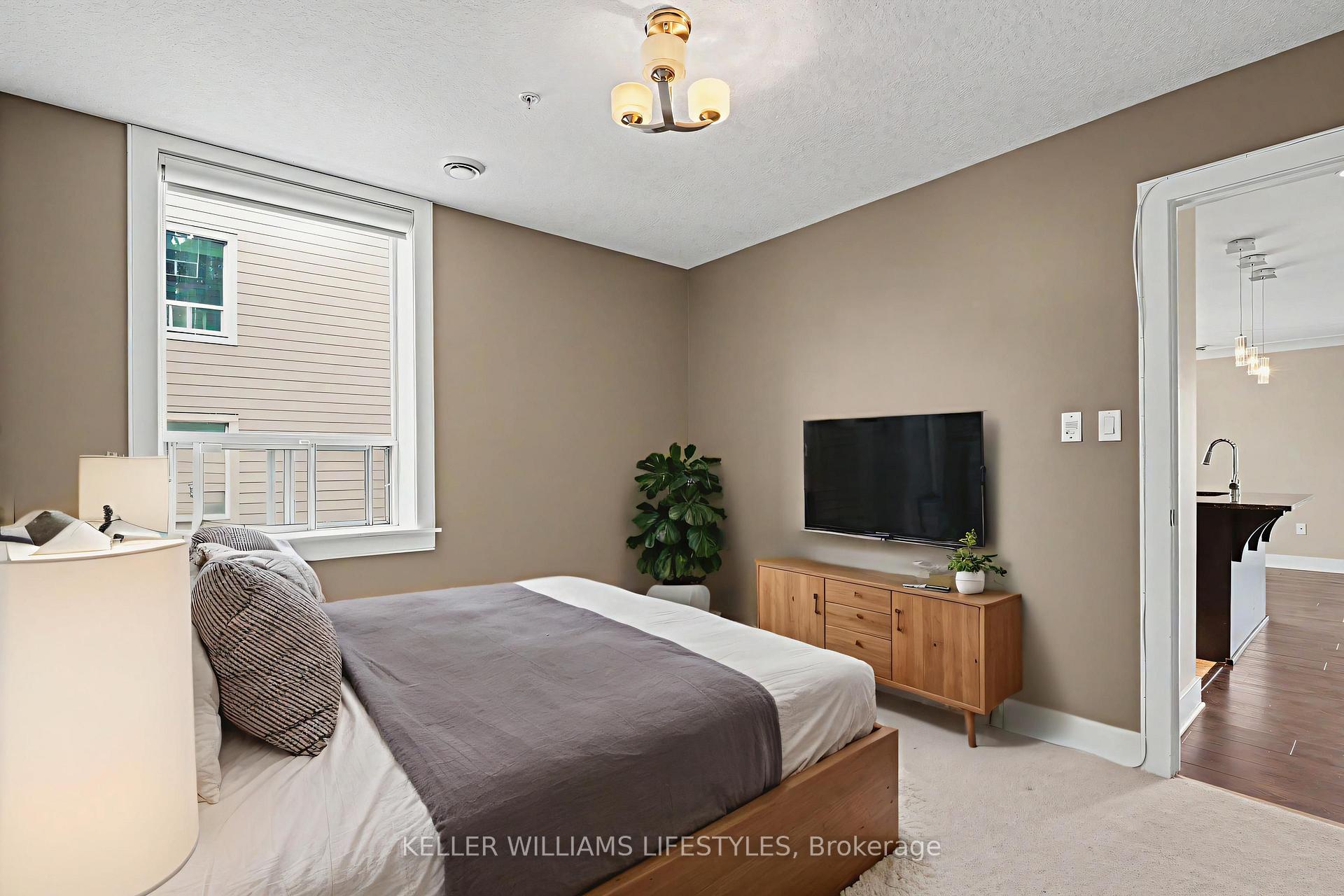 Photo 31 of Unit 201, 320 Sugarcreek Trail, London, North N — HOMEH