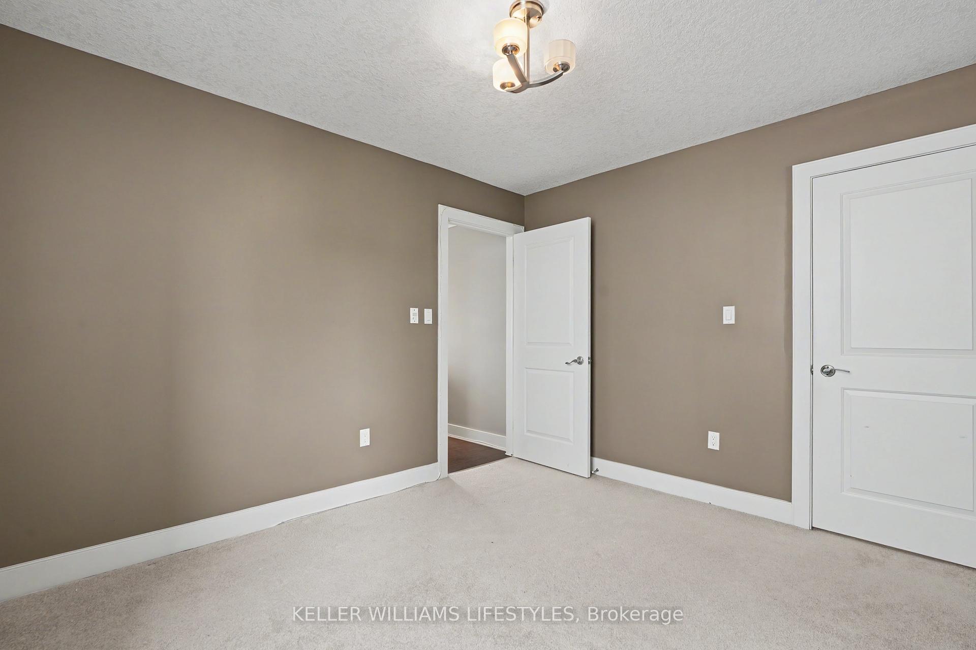 Photo 33 of Unit 201, 320 Sugarcreek Trail, London, North N — HOMEH