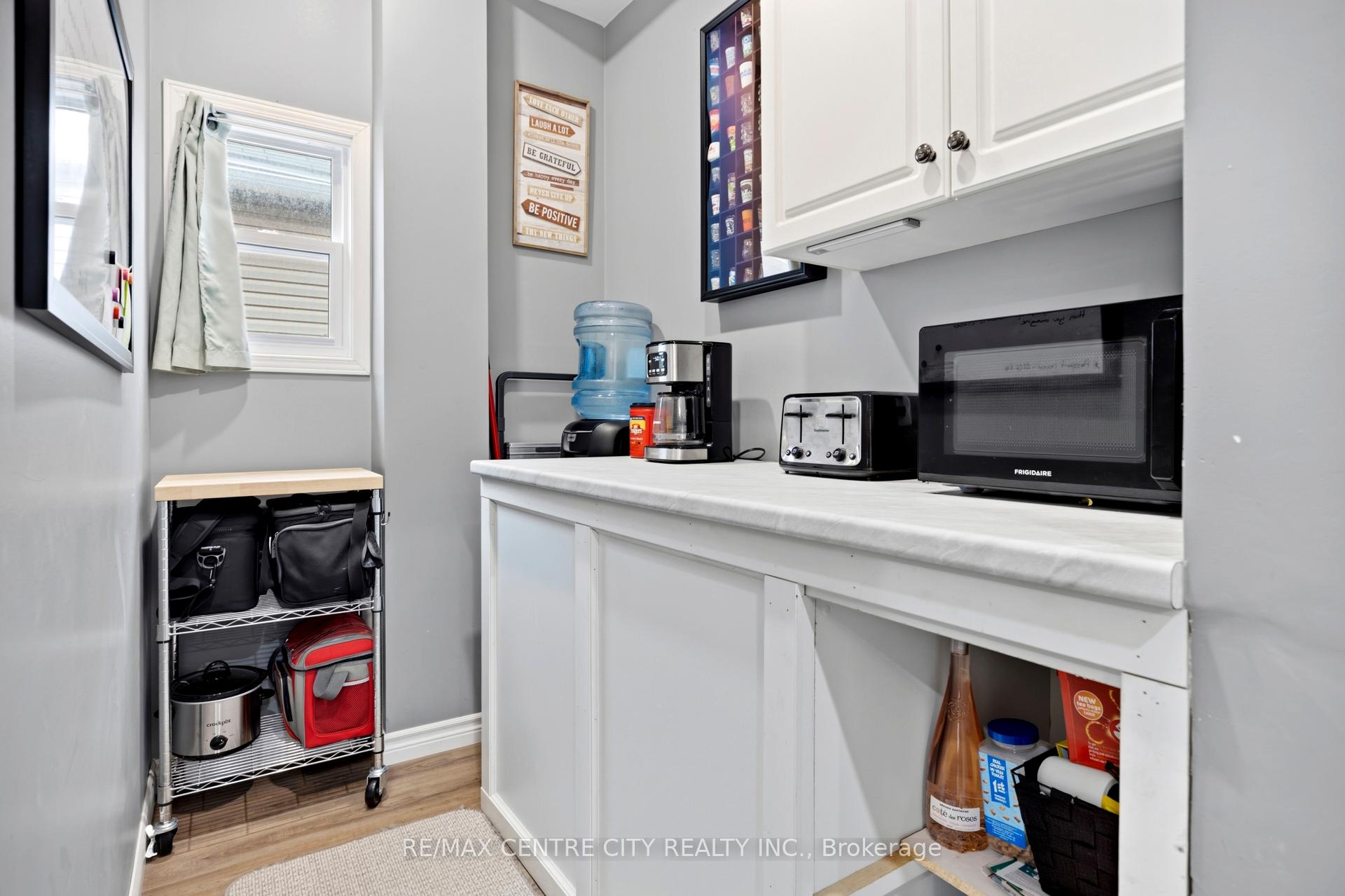 Photo 10 of 43 Arthur Avenue, St. Thomas — HOMEH