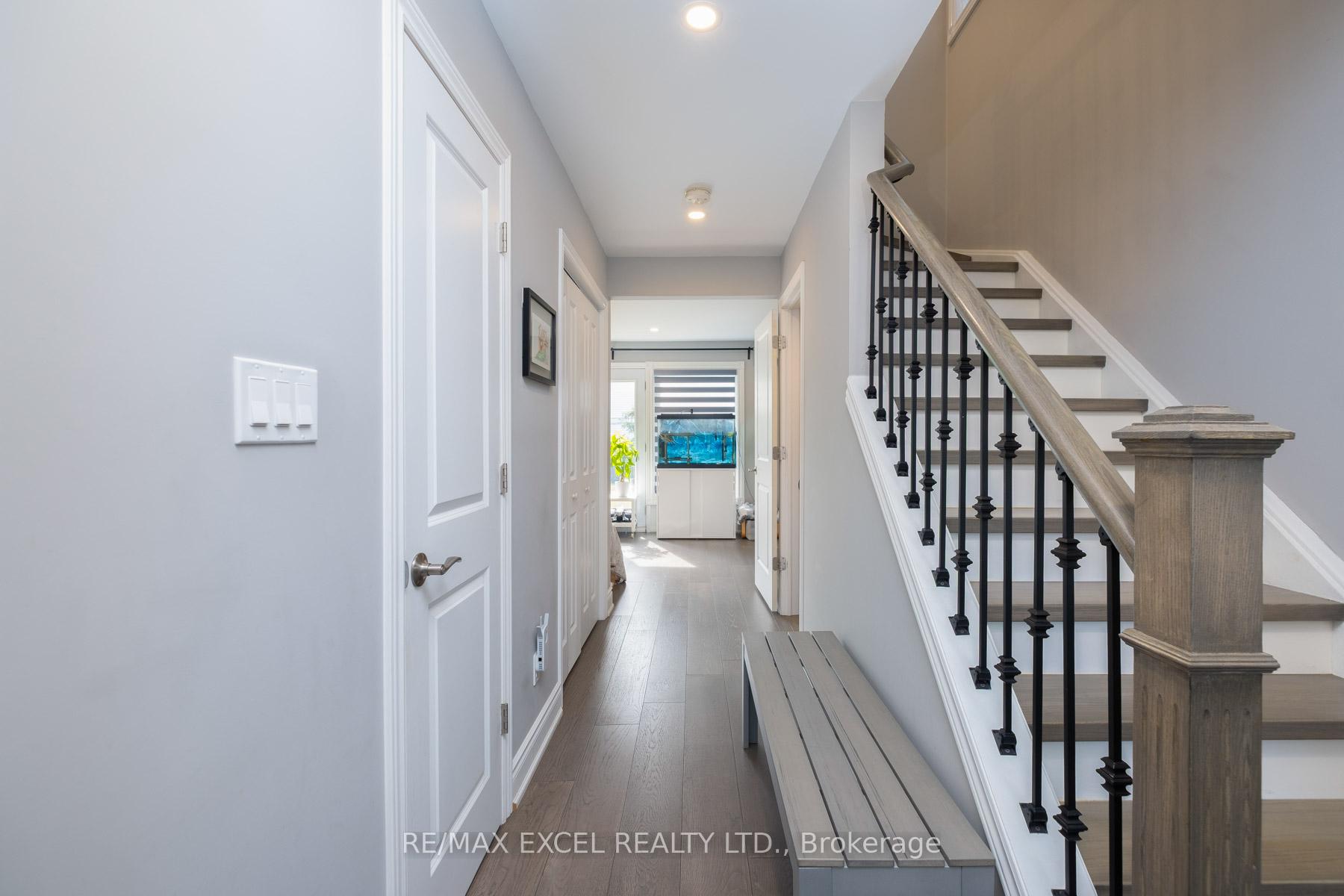 Photo 7 of 9 Applegate Crescent, North York, Hillcrest Village — HOMEH