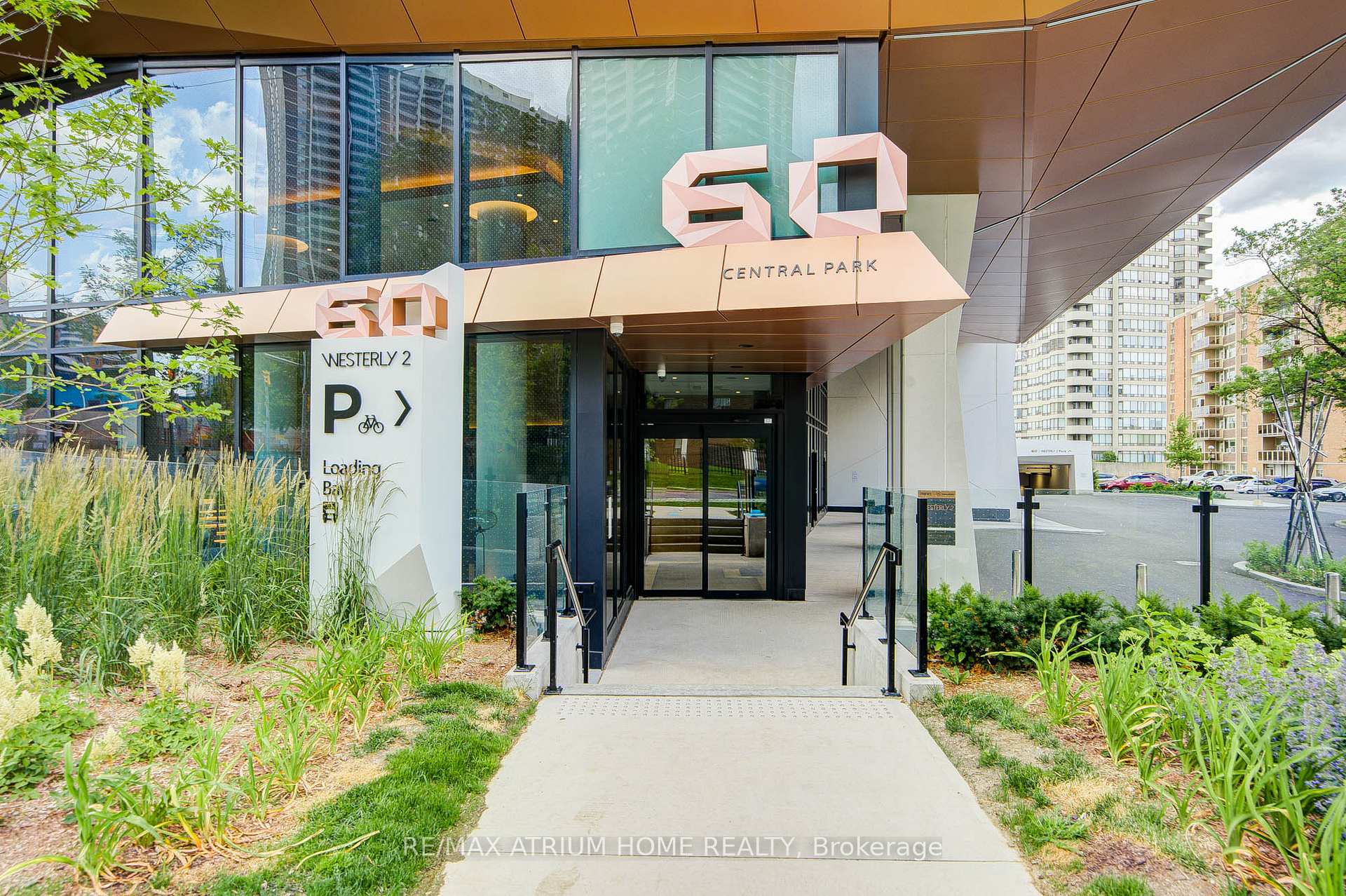 Photo 4 of Unit 1602, 60 Central Park Roadway, Etobicoke, Islington-City Centre West — HOMEH