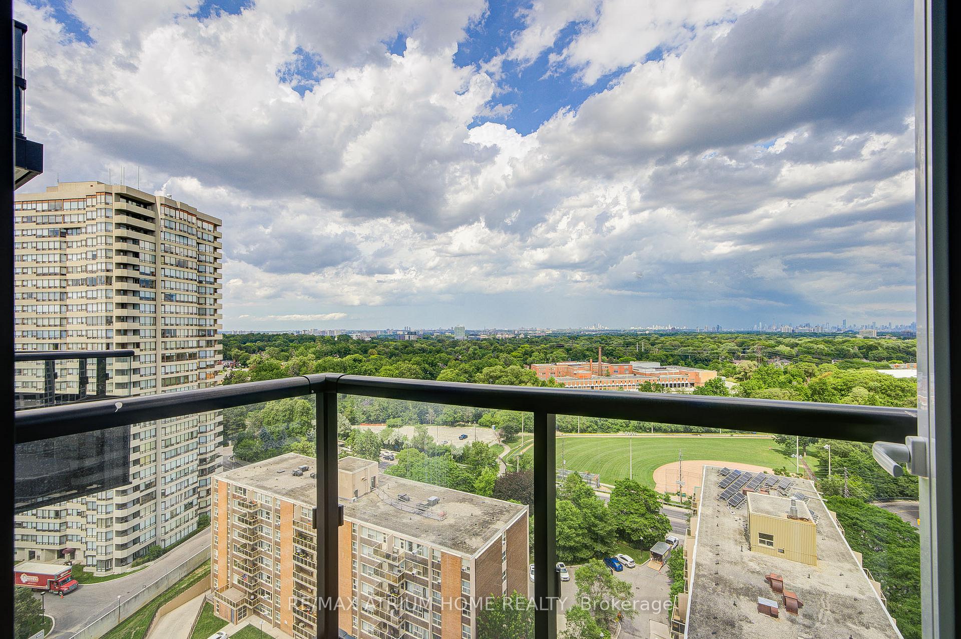 Photo 30 of Unit 1602, 60 Central Park Roadway, Etobicoke, Islington-City Centre West — HOMEH