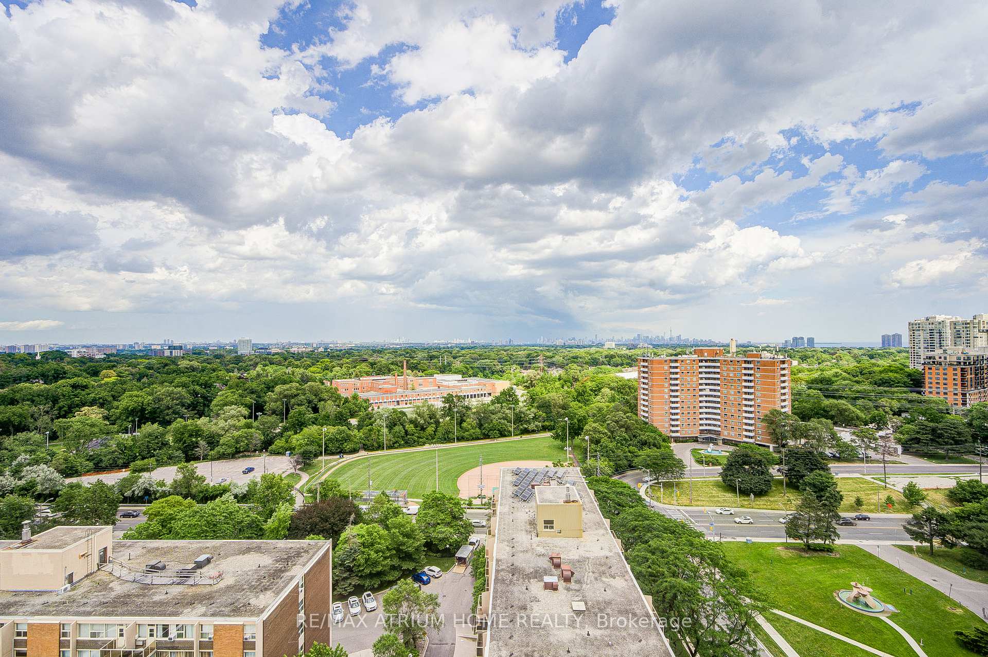 Photo 48 of Unit 1602, 60 Central Park Roadway, Etobicoke, Islington-City Centre West — HOMEH
