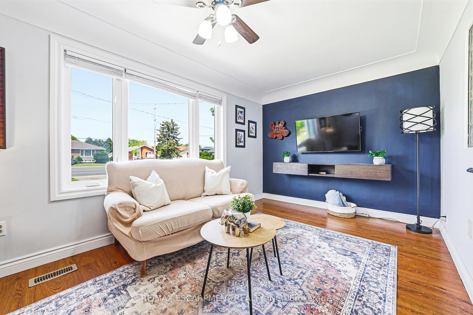 Photo 7 of 546 Mohawk Road E, Hamilton, Lawfield — HOMEH