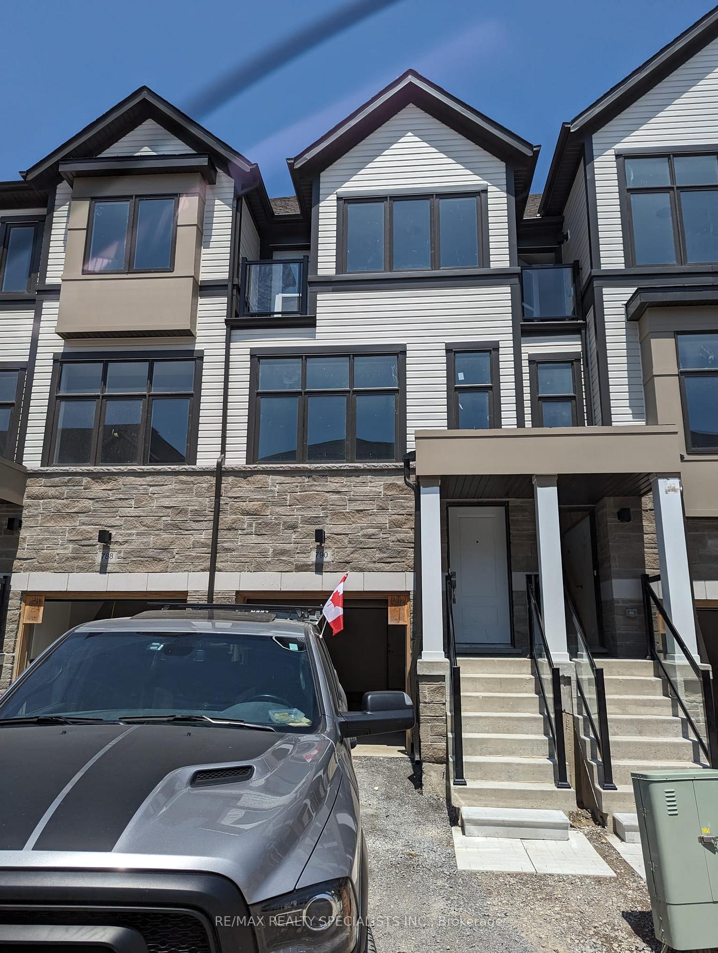 Photo 1 of 790 Kootenay Path, Oshawa, Donevan — HOMEH