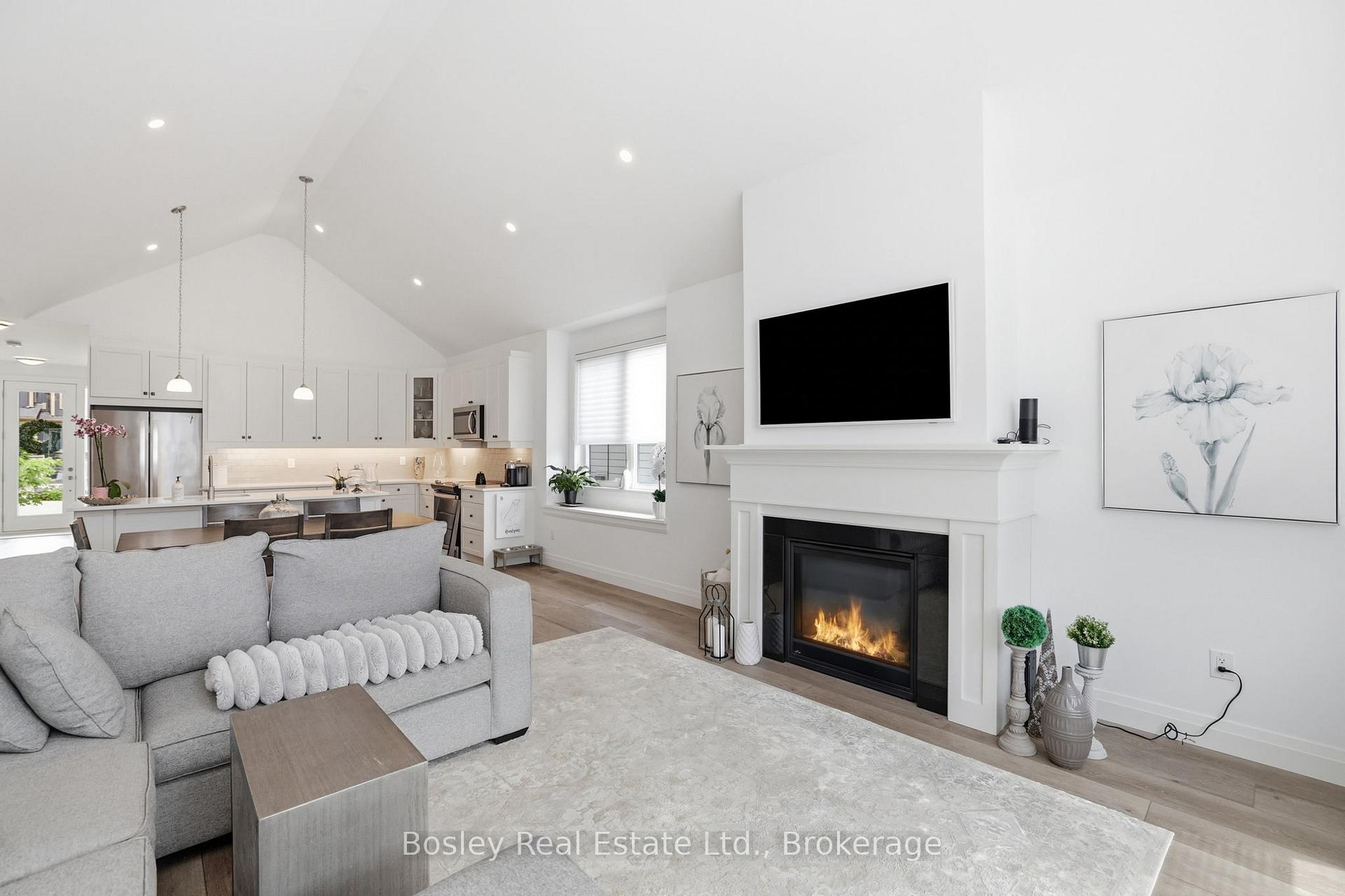 Photo 14 of 115 Black Willow Crescent, Blue Mountains — HOMEH