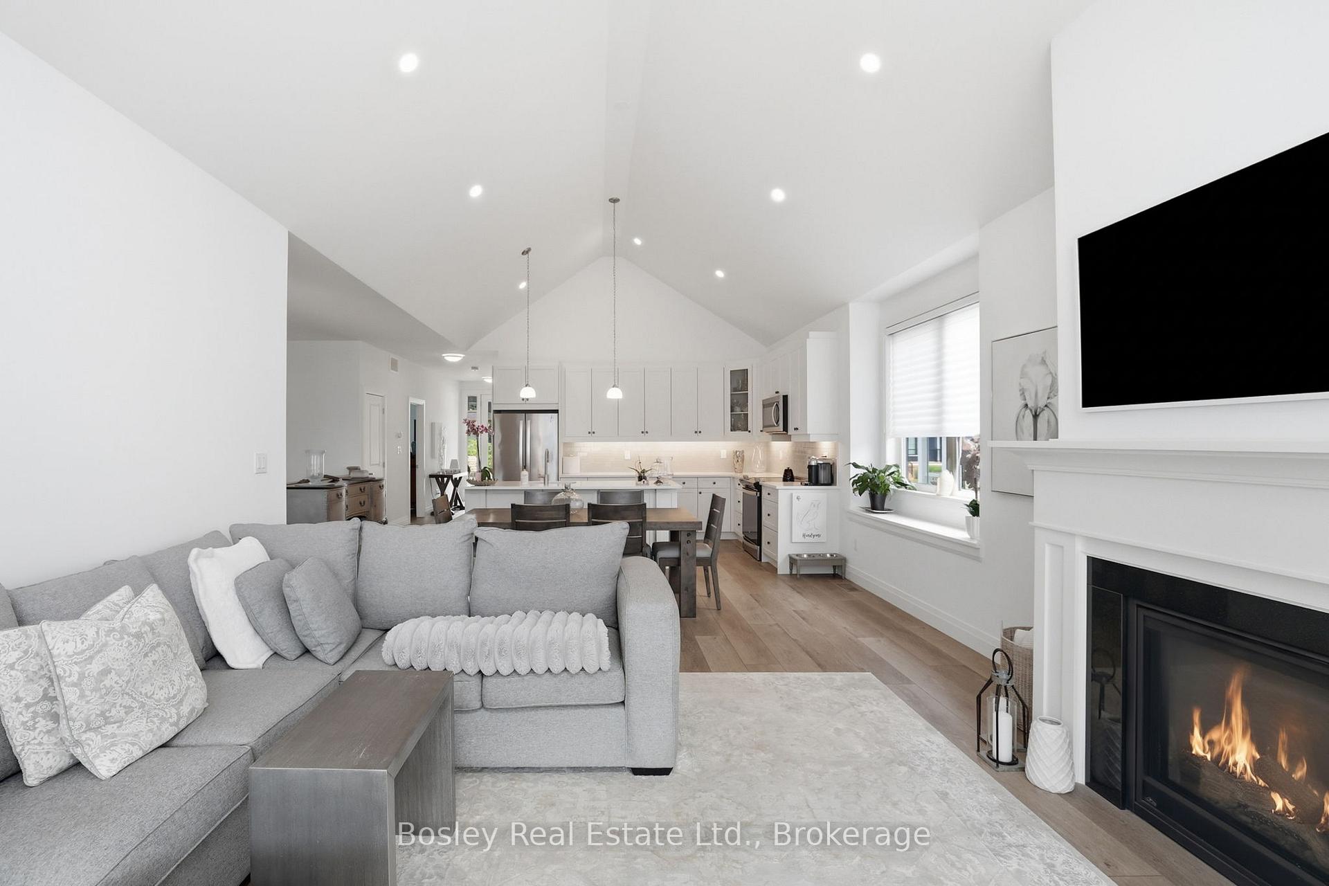Photo 15 of 115 Black Willow Crescent, Blue Mountains — HOMEH