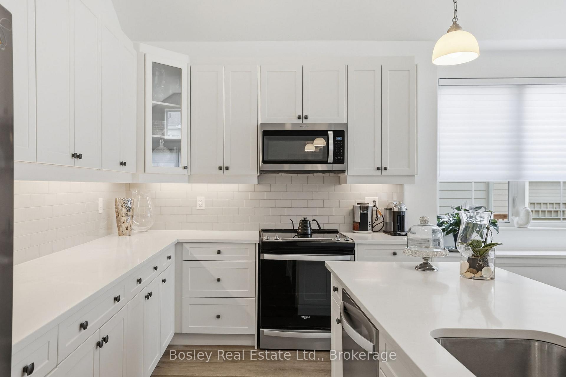 Photo 18 of 115 Black Willow Crescent, Blue Mountains — HOMEH