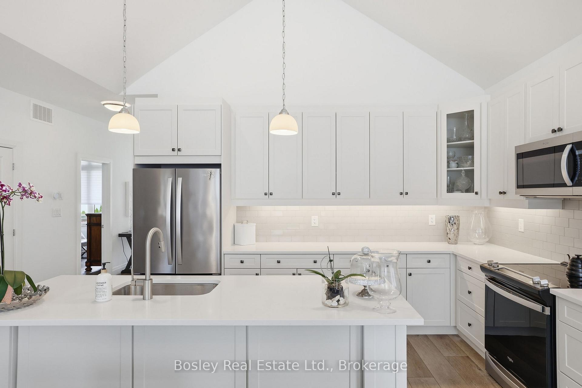 Photo 19 of 115 Black Willow Crescent, Blue Mountains — HOMEH